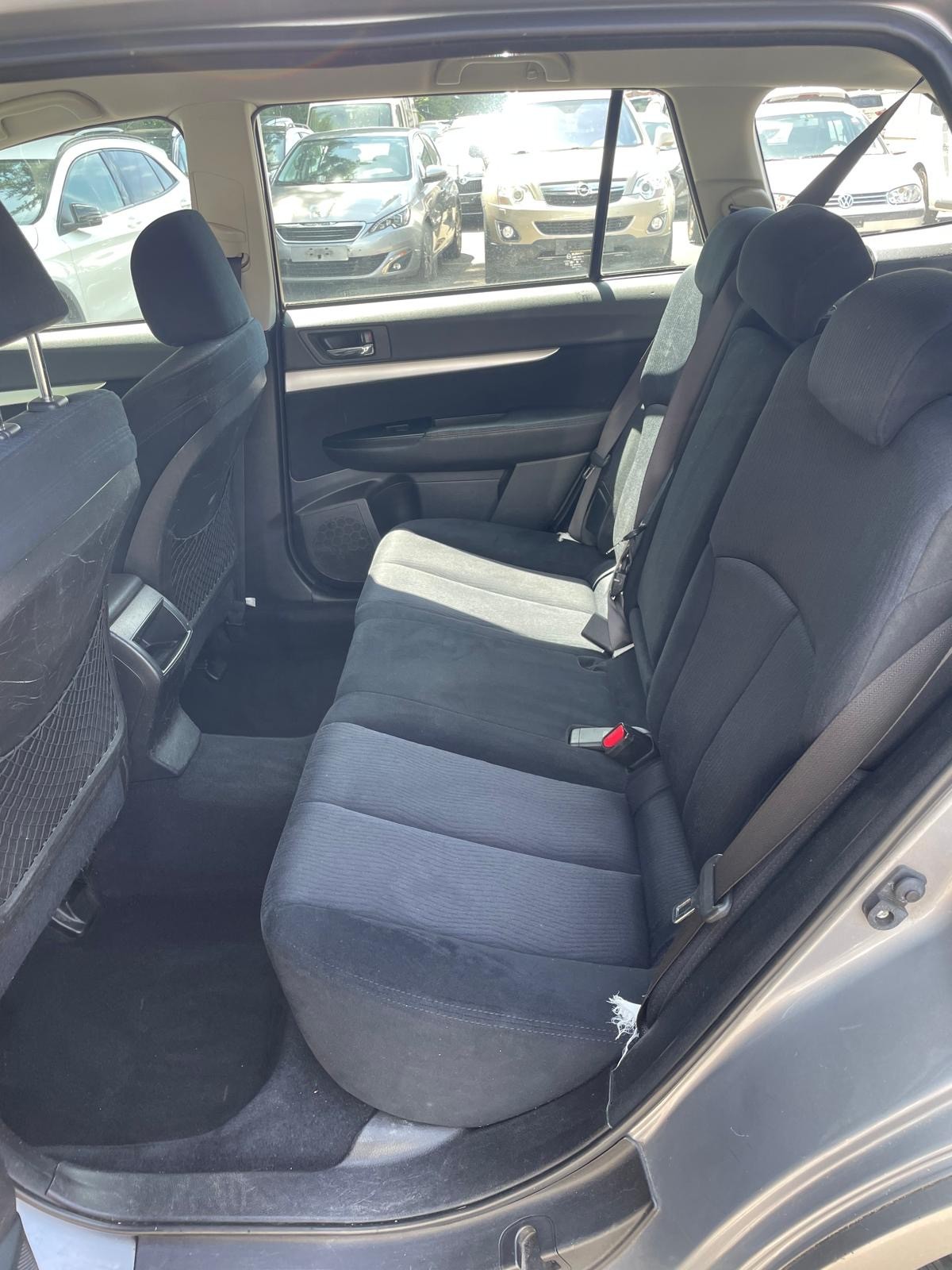 SUBARU Outback 2.5i Limited AWD Lineartronic-image-4