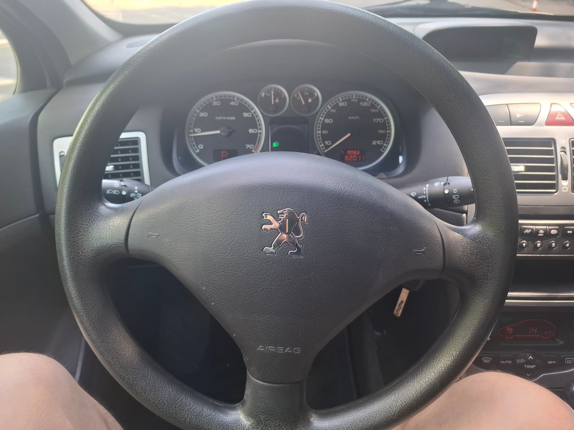 PEUGEOT 307-image-13