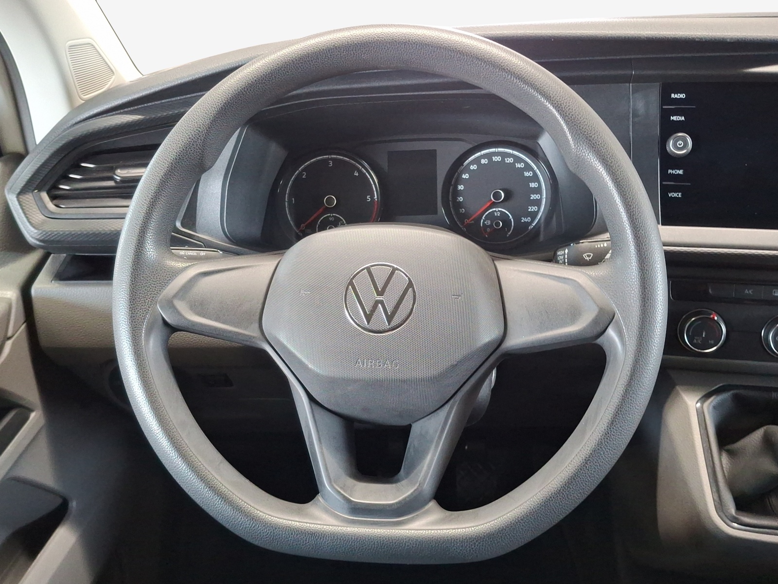 VW T6.1 2.0 TDI-image-9