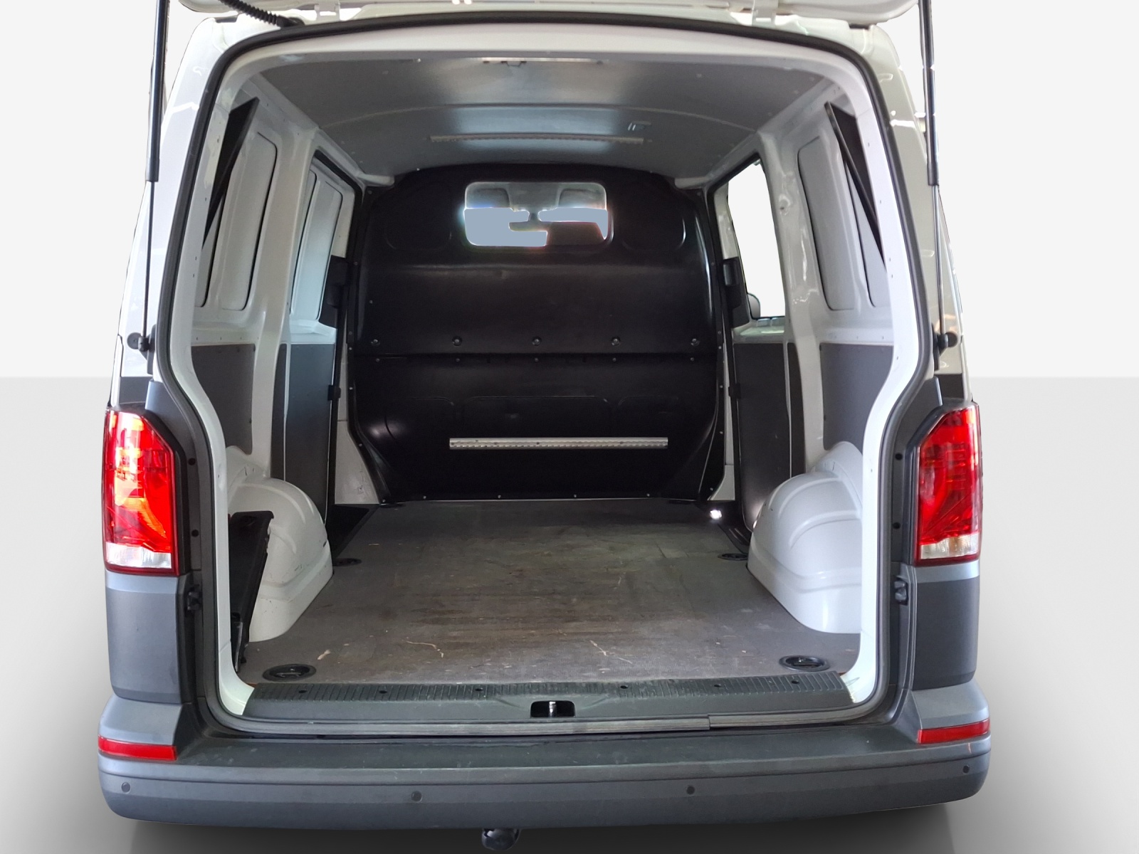 VW T6.1 2.0 TDI-image-12