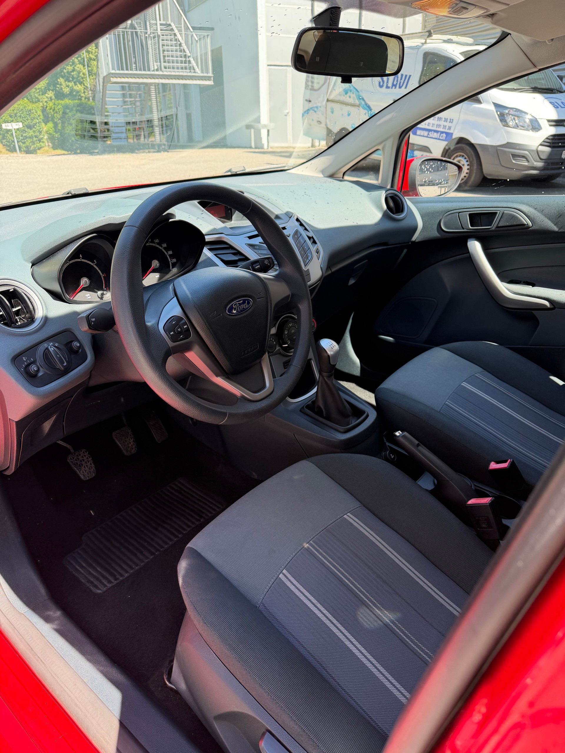 FORD Fiesta 1.4 16V Trend-image-7