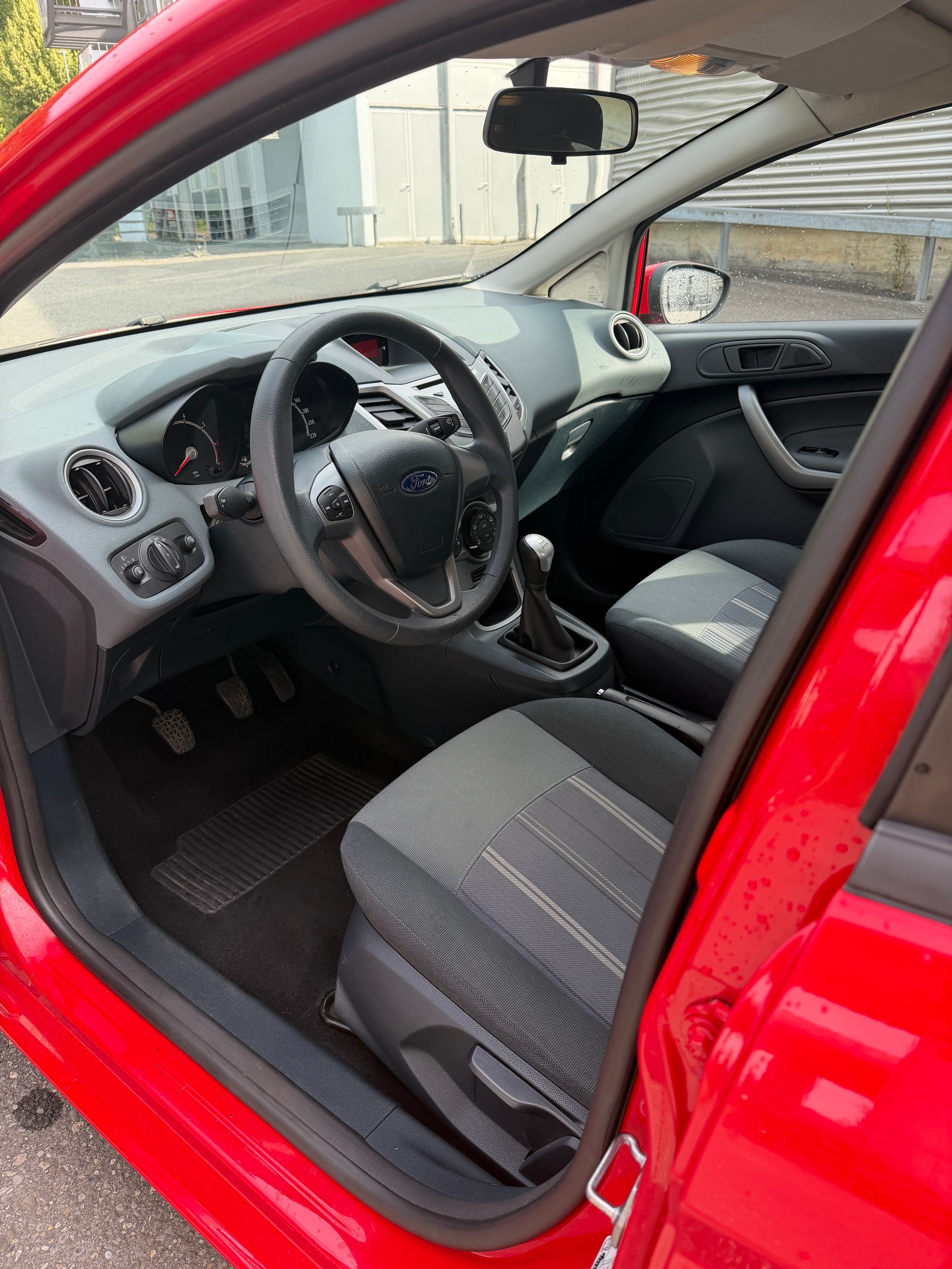 FORD Fiesta 1.4 16V Trend-image-7