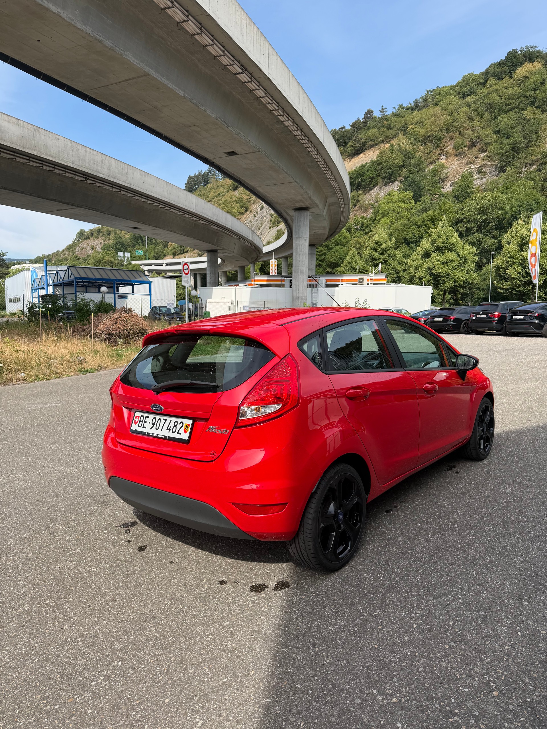 FORD Fiesta 1.4 16V Trend-image-2
