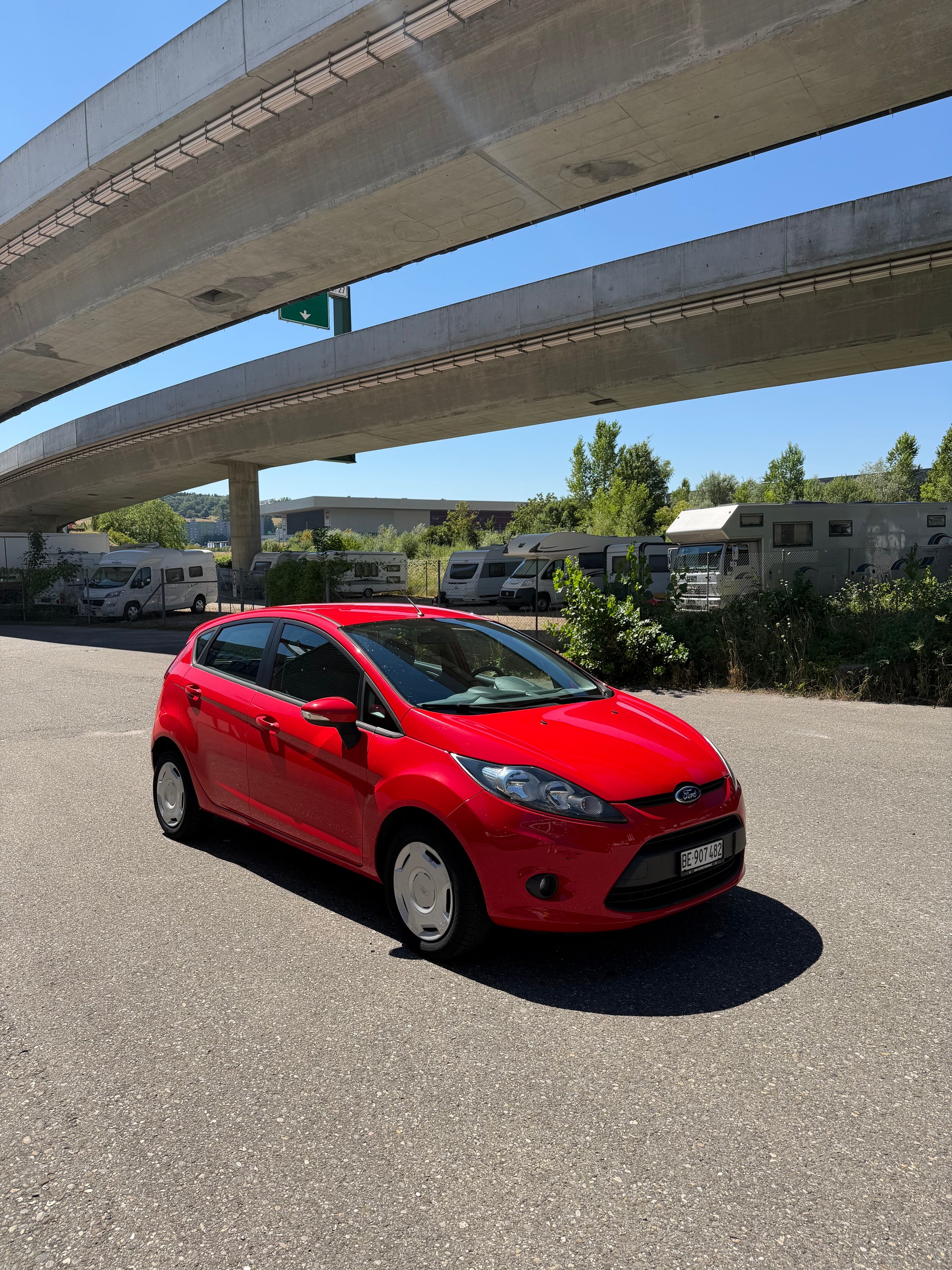 FORD Fiesta 1.4 16V Trend-image-0