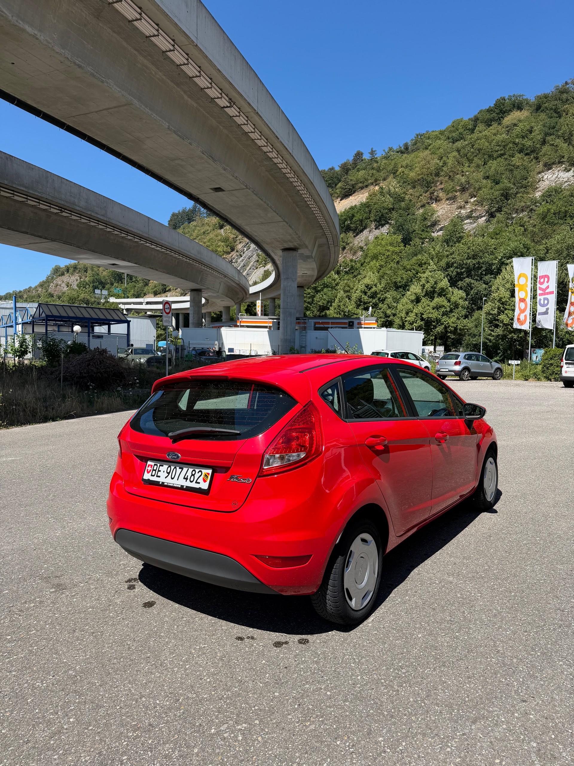 FORD Fiesta 1.4 16V Trend-image-2