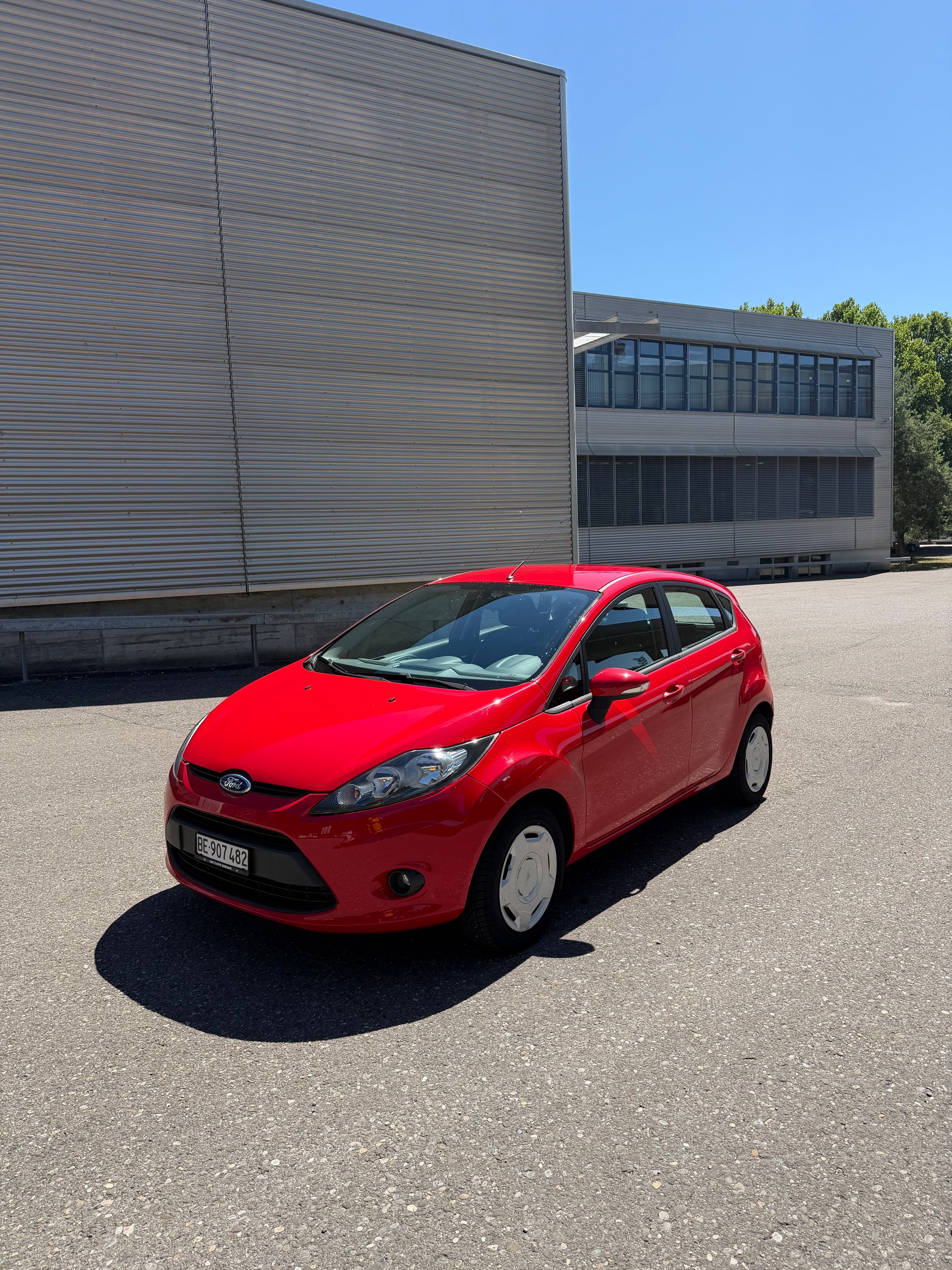 FORD Fiesta 1.4 16V Trend-image-6