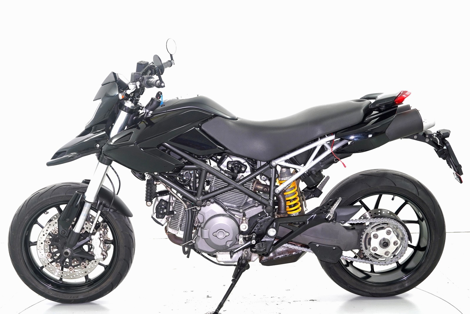 DUCATI Hypermotard 796-image-4