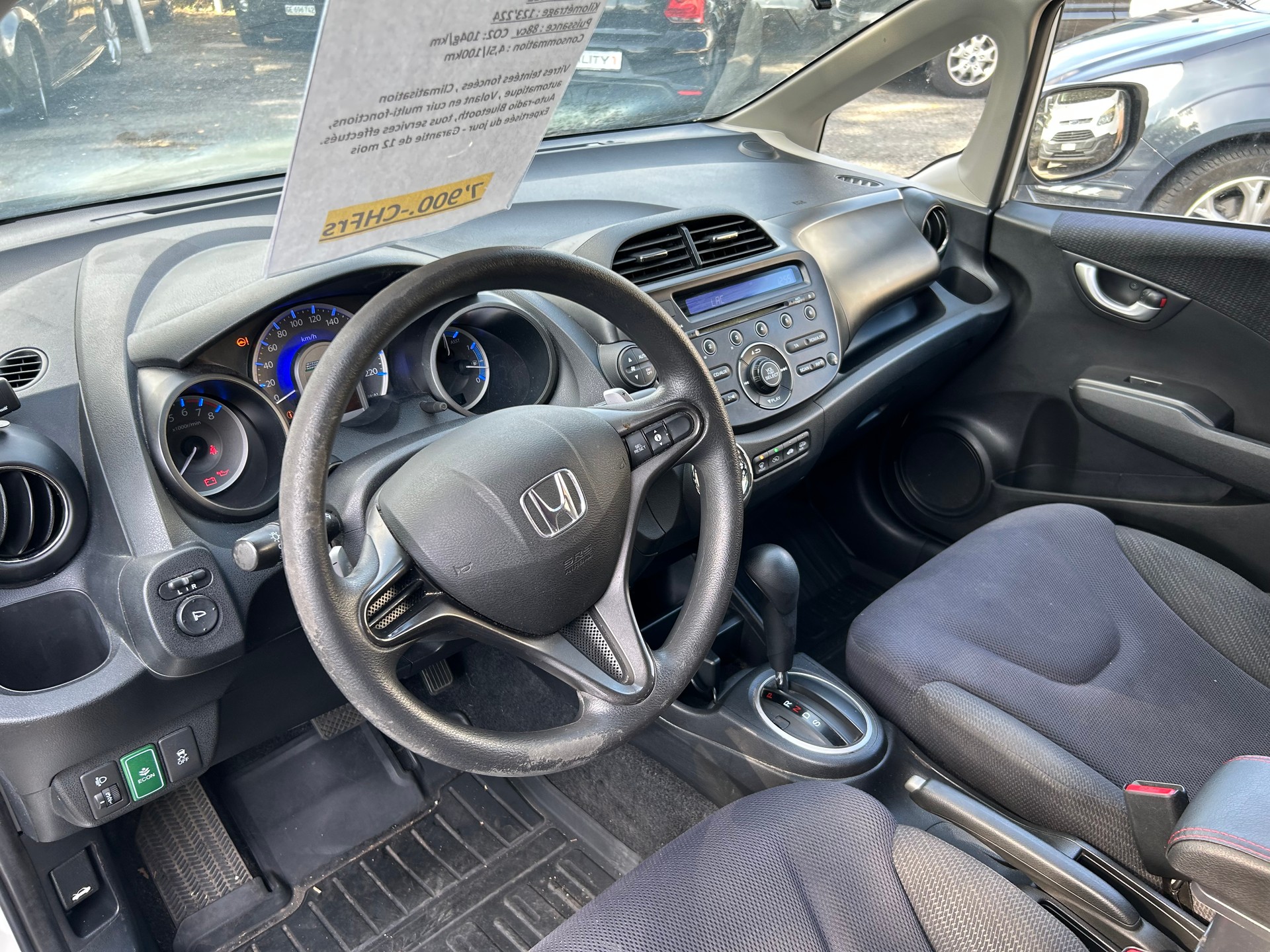 HONDA Jazz 1.3i Hybrid Comfort CVT-image-12