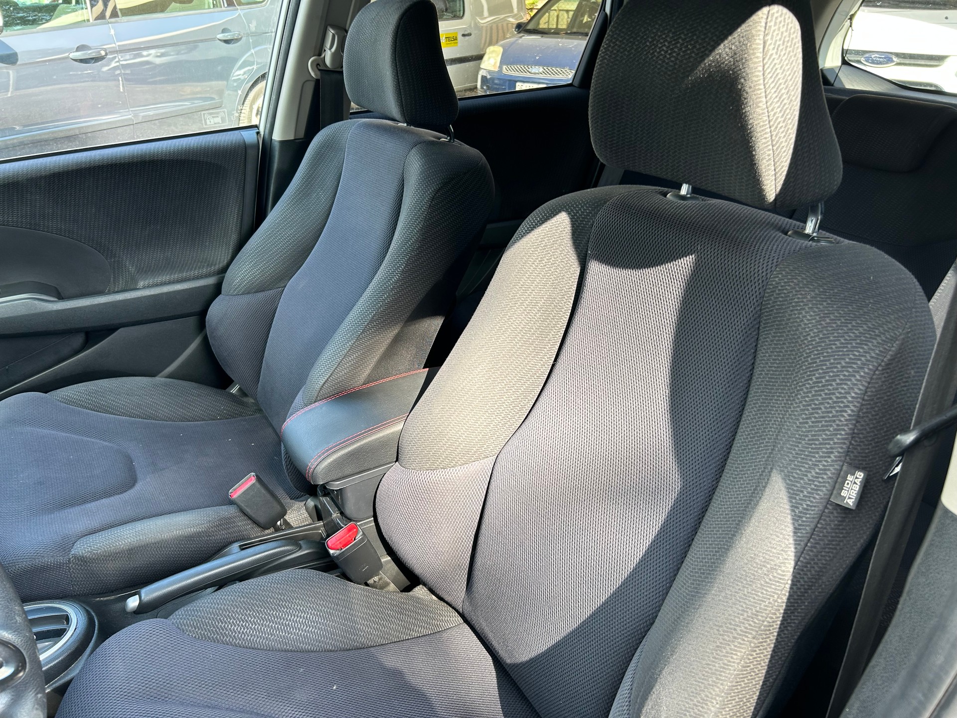 HONDA Jazz 1.3i Hybrid Comfort CVT-image-11