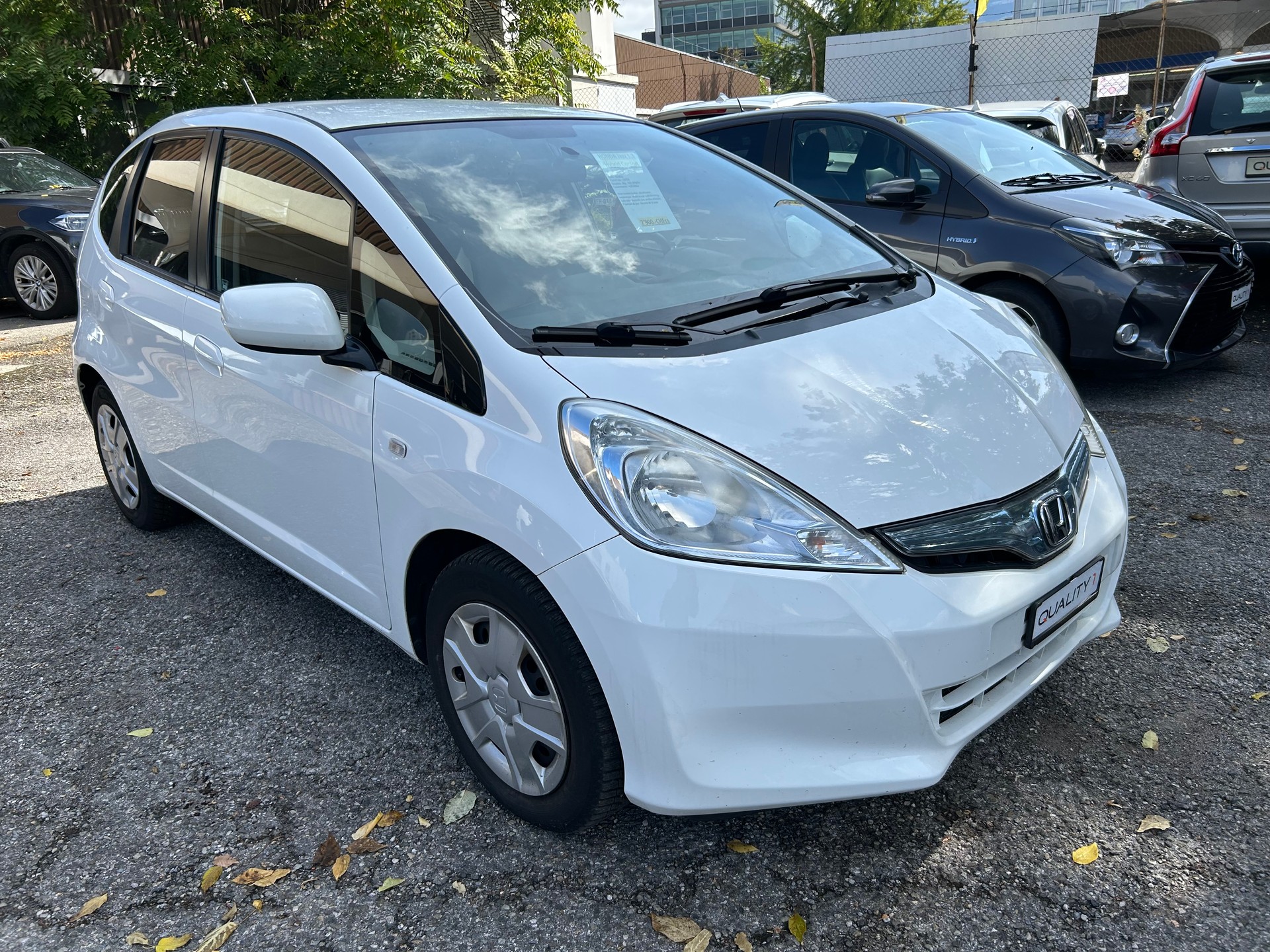 HONDA Jazz 1.3i Hybrid Comfort CVT-image-2