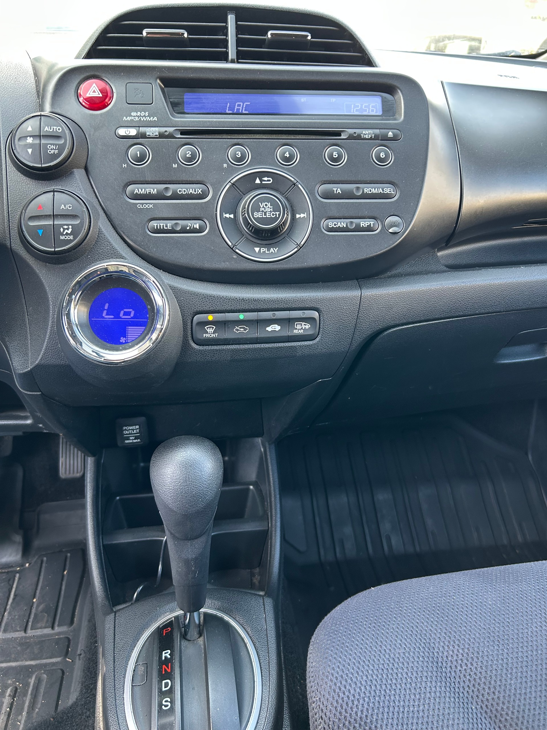 HONDA Jazz 1.3i Hybrid Comfort CVT-image-13