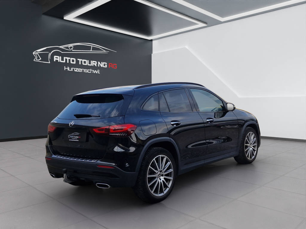 MERCEDES-BENZ GLA 250 e AMG Line-image-2