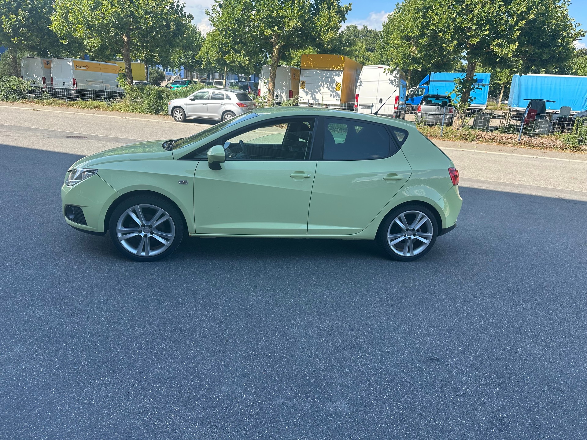 SEAT Ibiza 1.6 Stylance-image-1
