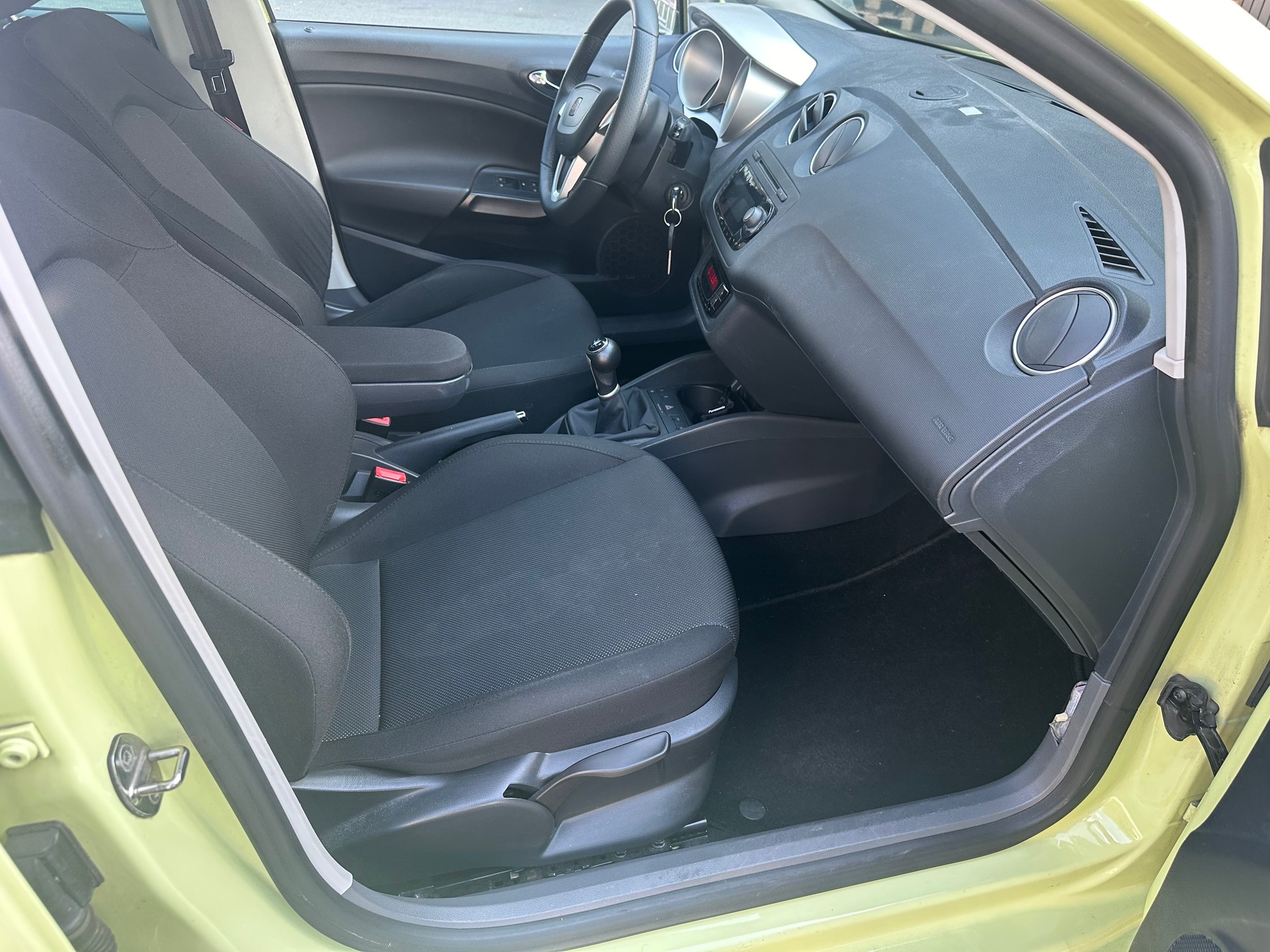 SEAT Ibiza 1.6 Stylance-image-8