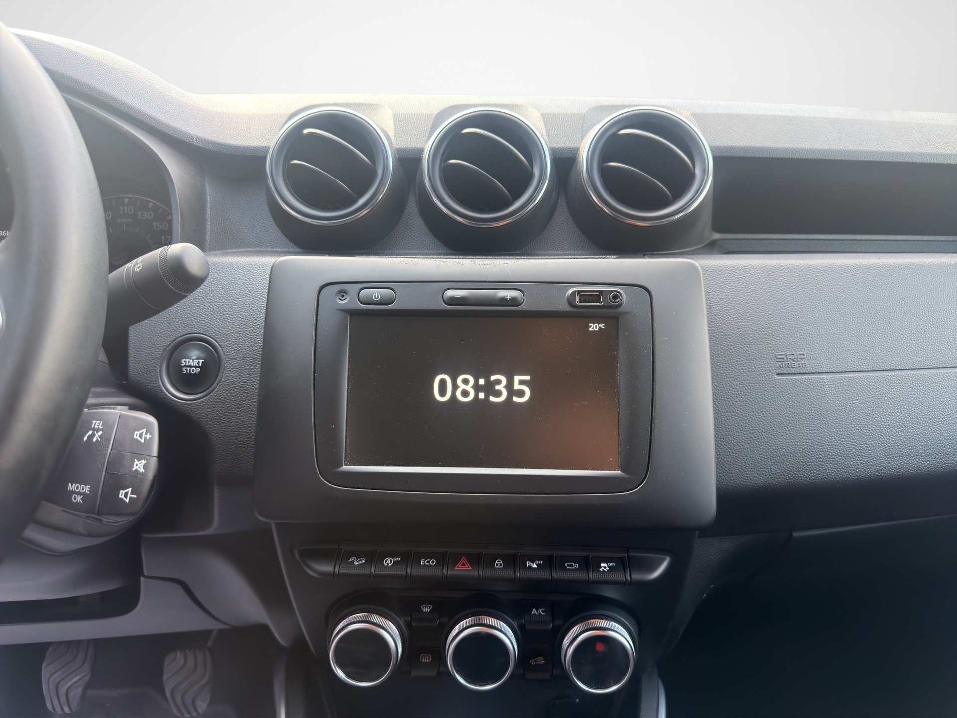 DACIA Duster SCe 115 Prestige 4x4-image-12
