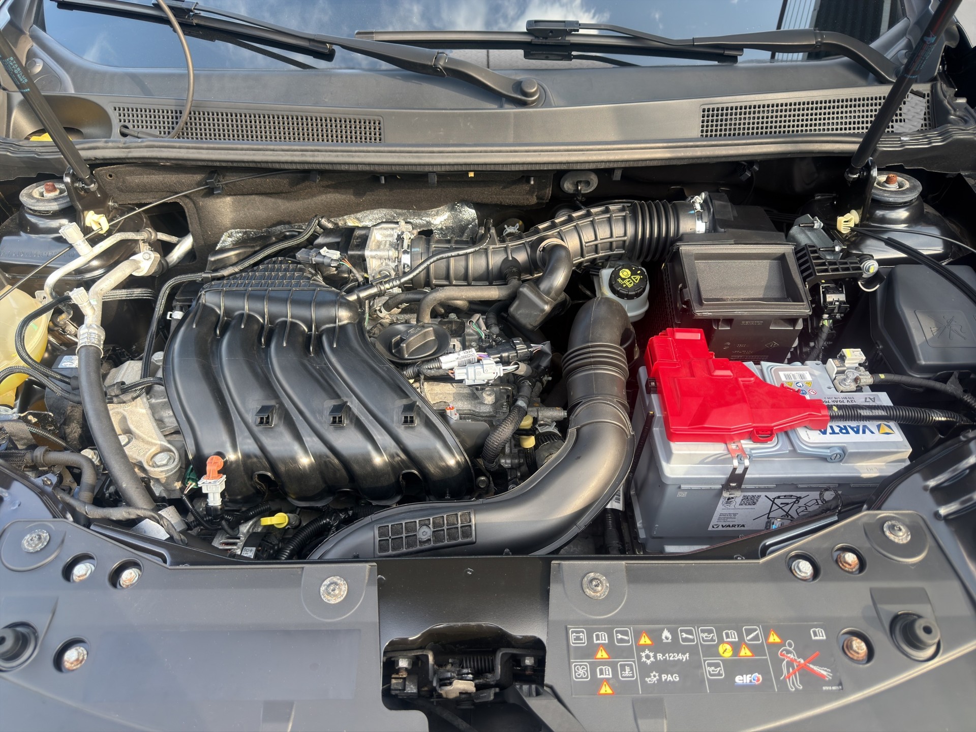 DACIA Duster SCe 115 Prestige 4x4-image-15