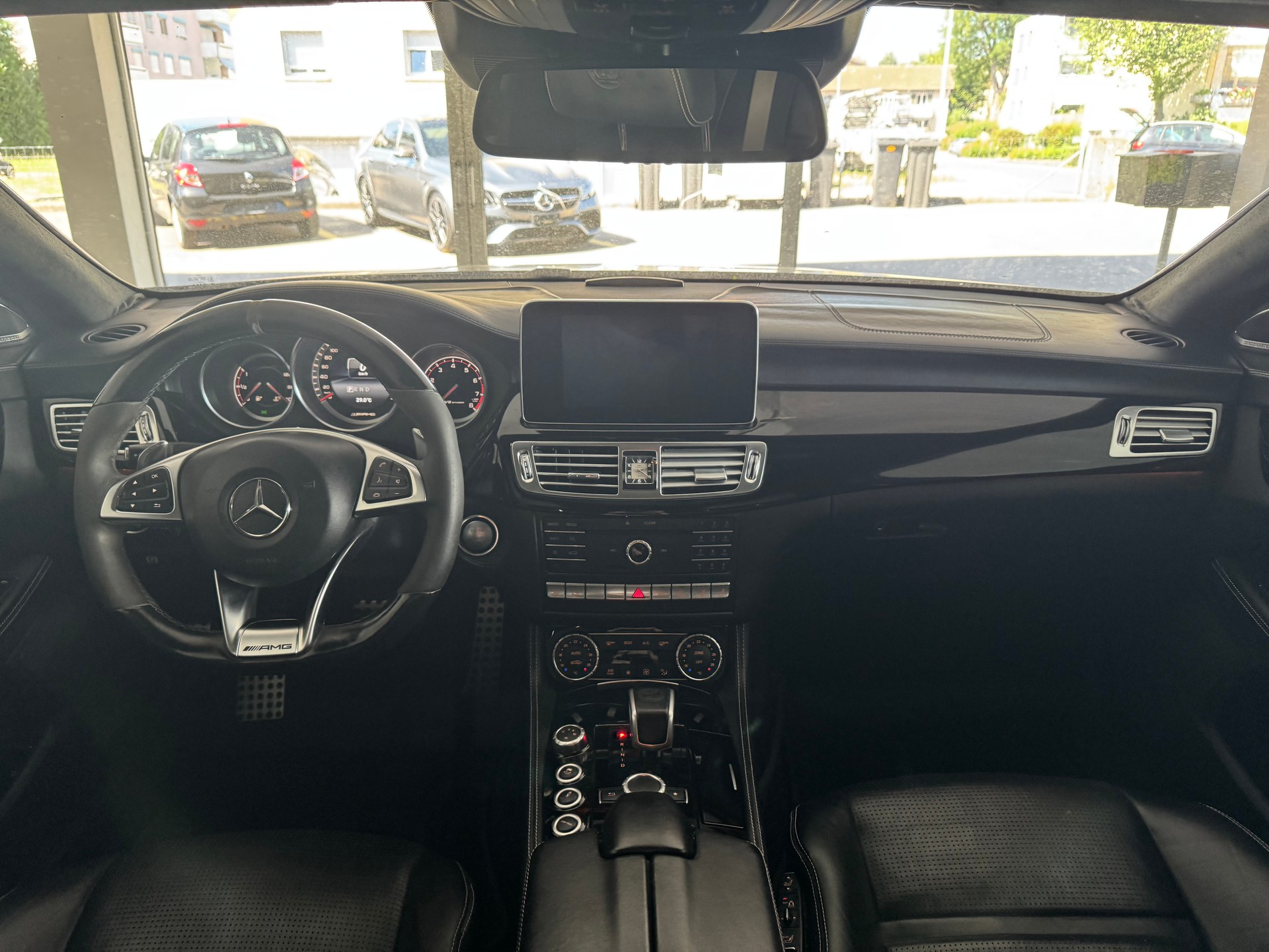 MERCEDES-BENZ CLS 63 AMG S 4Matic Speedshift MCT-image-14