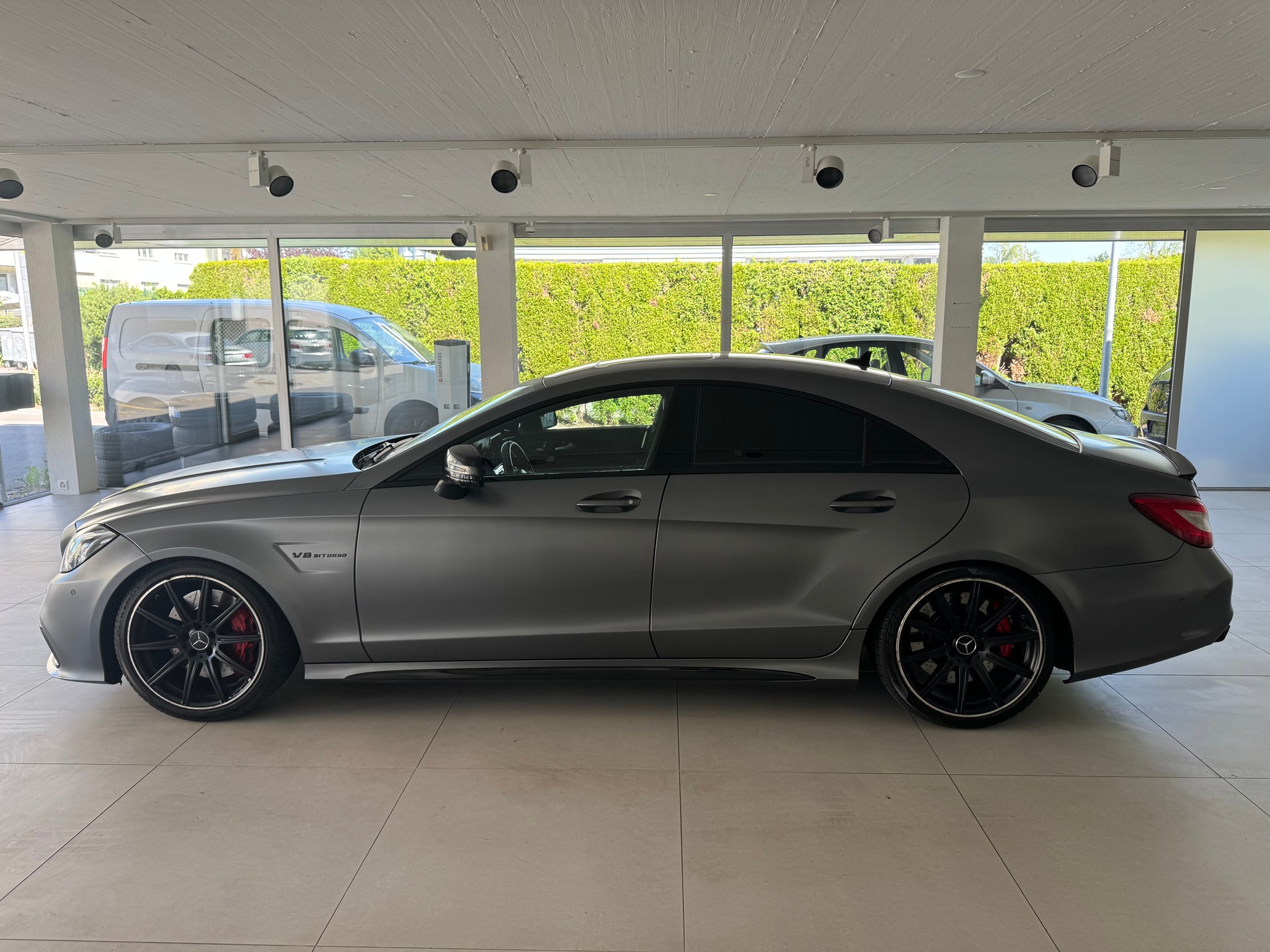 MERCEDES-BENZ CLS 63 AMG S 4Matic Speedshift MCT-image-4