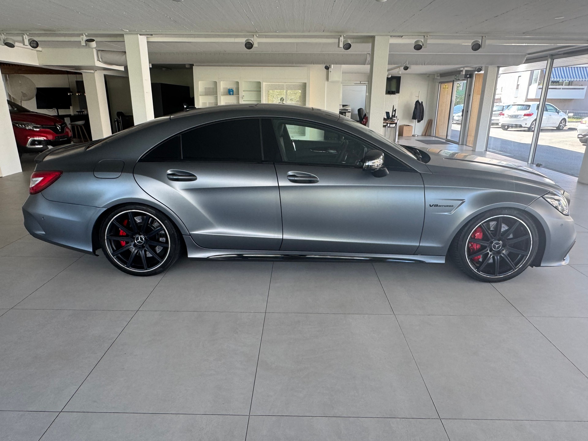 MERCEDES-BENZ CLS 63 AMG S 4Matic Speedshift MCT-showroom-element-3