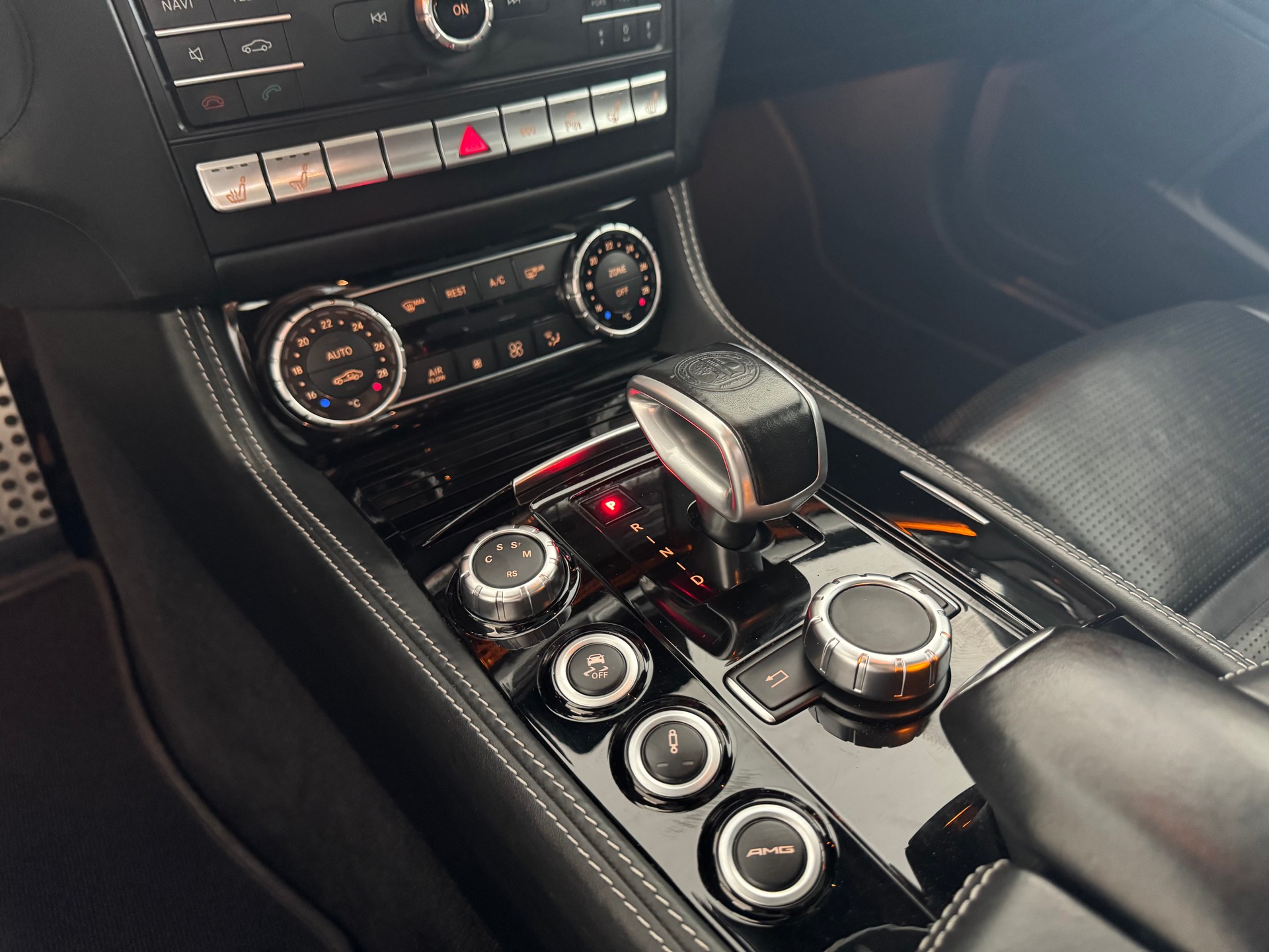 MERCEDES-BENZ CLS 63 AMG S 4Matic Speedshift MCT-image-15