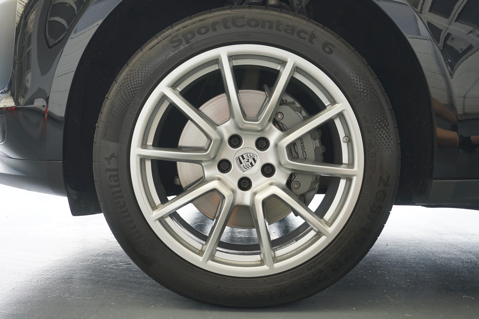 PORSCHE Macan S-image-12