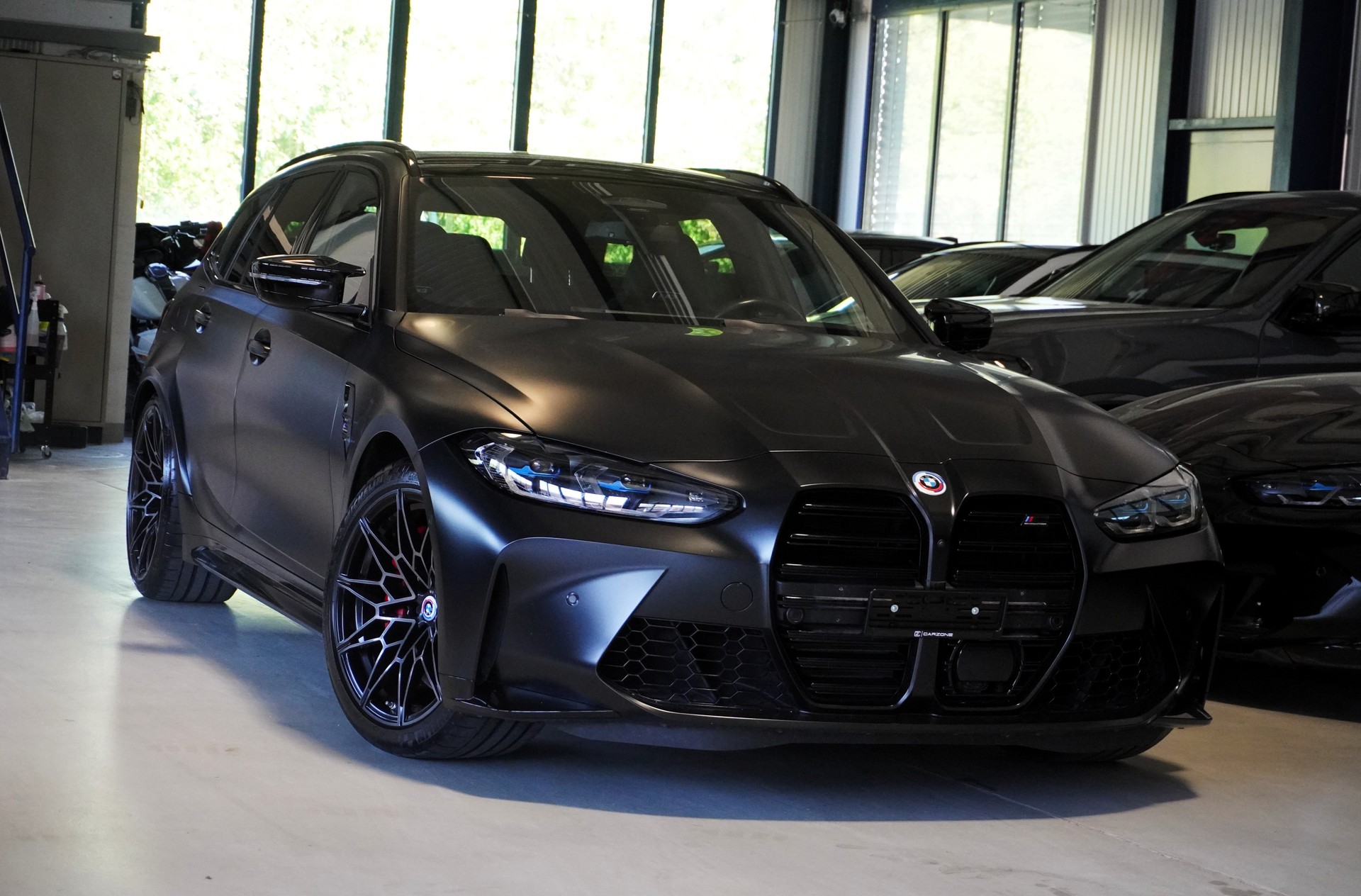 BMW M3 Touring xDrive Competition M // Frozen Black Metallic //-image-2
