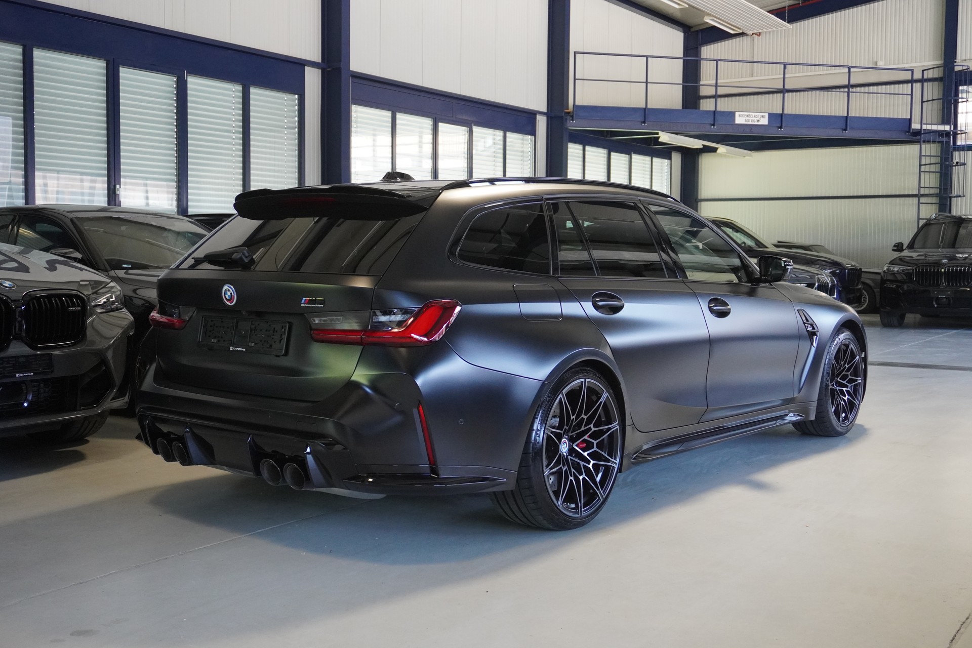 BMW M3 Touring xDrive Competition M // Frozen Black Metallic //-image-5