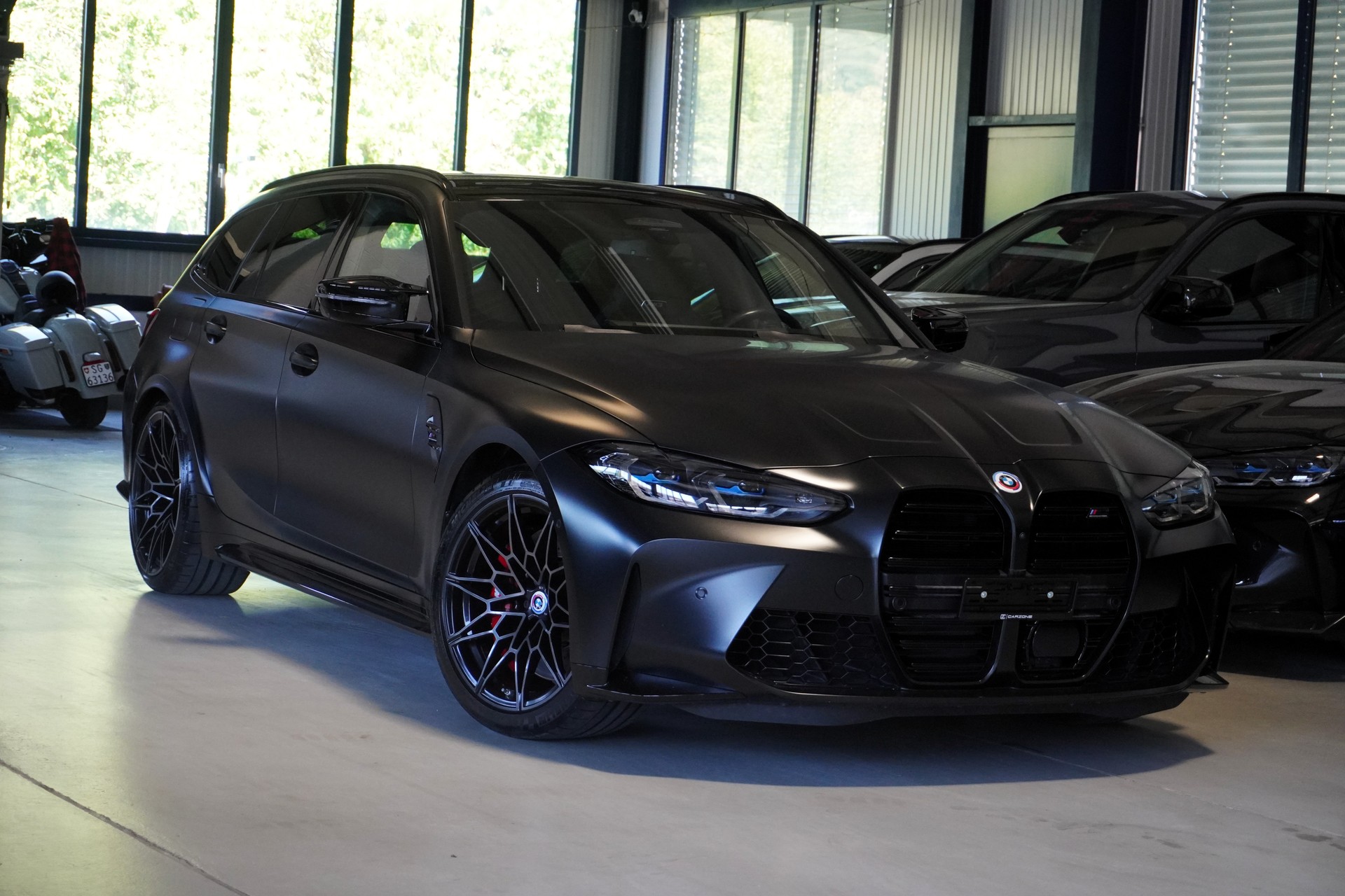 BMW M3 Touring xDrive Competition M // Frozen Black Metallic //-image-0