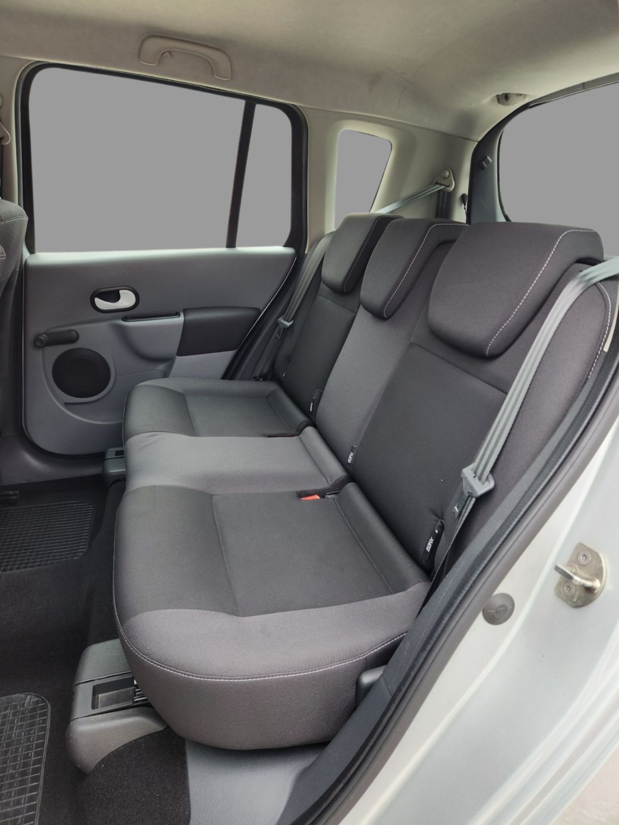 RENAULT Modus 1.6 16V Night&Day Automatic-image-14
