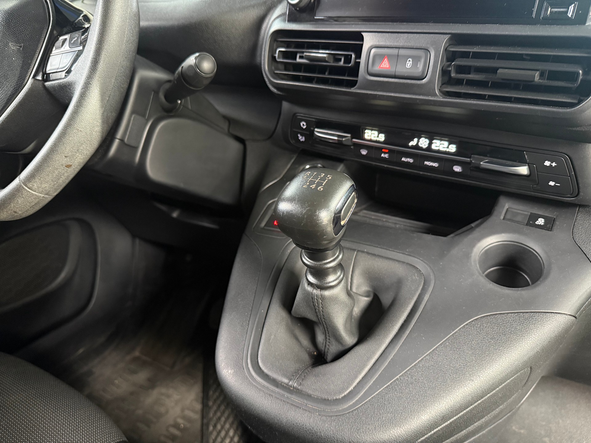 PEUGEOT Partner 1.5 Blue HDi s/s Asphalt 1000kg-image-7