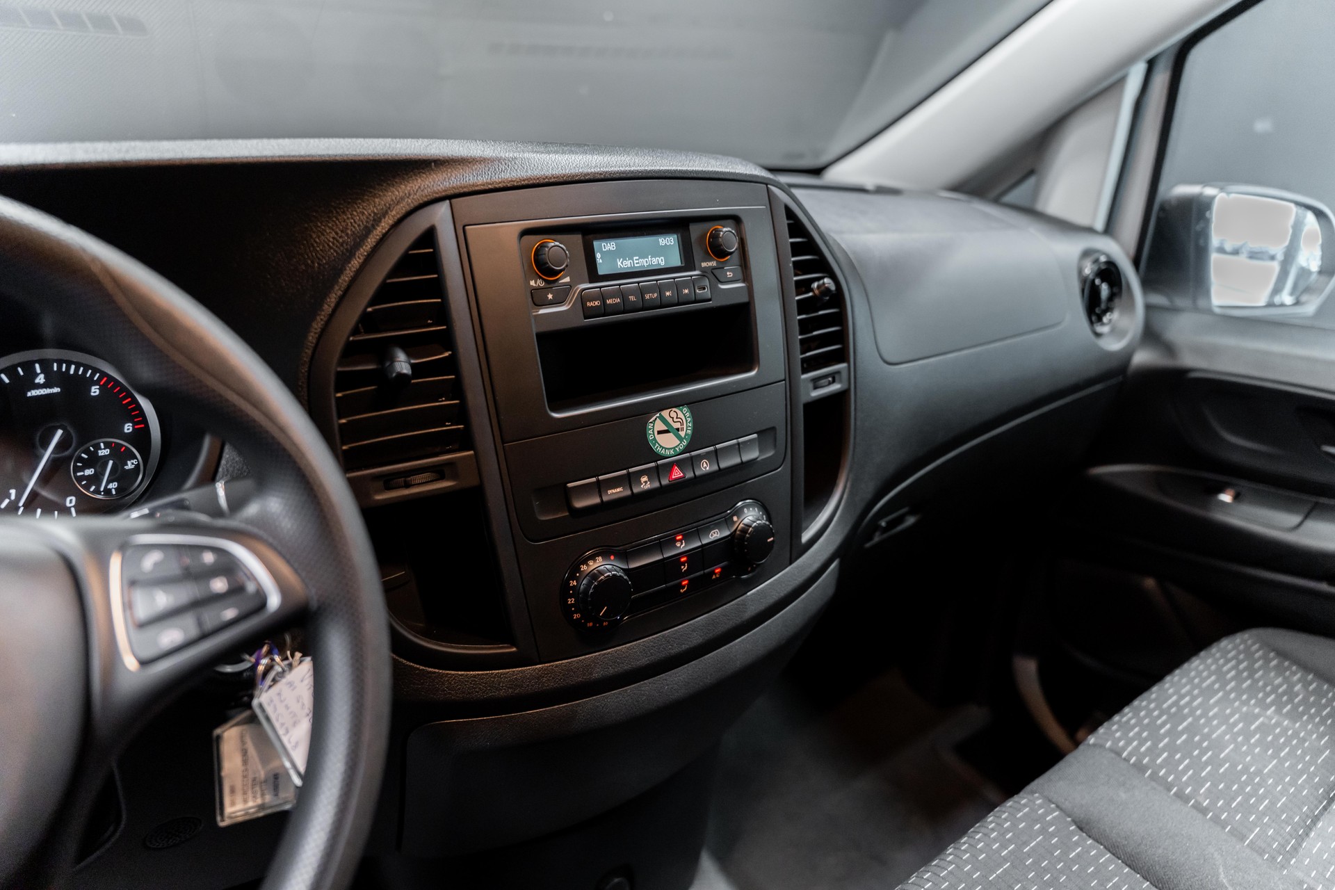MERCEDES-BENZ Vito 116 CDI Lang 9G-Tronic Base / CH Auto / Gratis Service / Super Ausstattung-image-7
