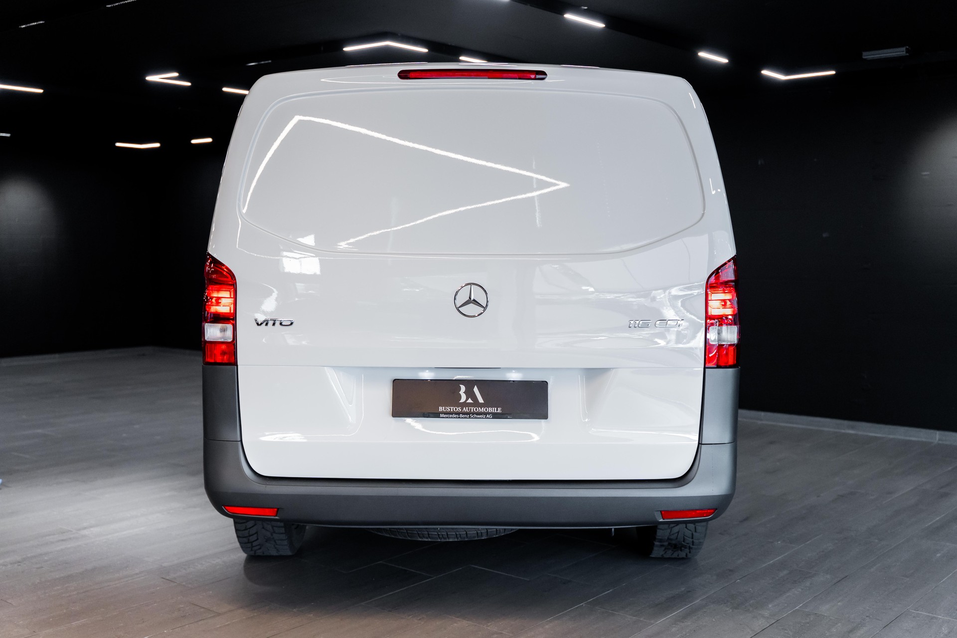 MERCEDES-BENZ Vito 116 CDI Lang 9G-Tronic Base / CH Auto / Gratis Service / Super Ausstattung-image-12