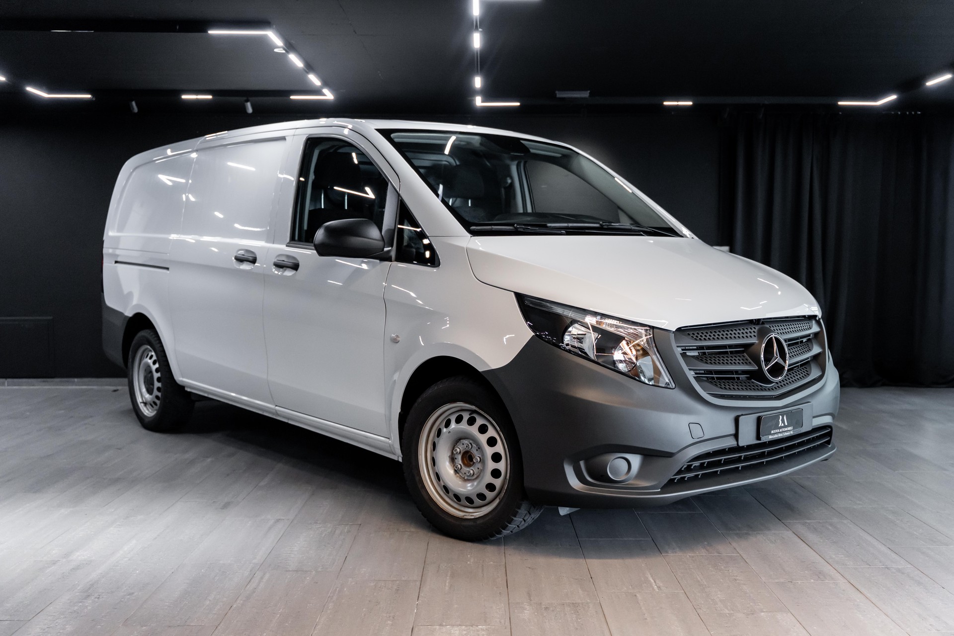 MERCEDES-BENZ Vito 116 CDI Lang 9G-Tronic Base / CH Auto / Gratis Service / Super Ausstattung-image-0