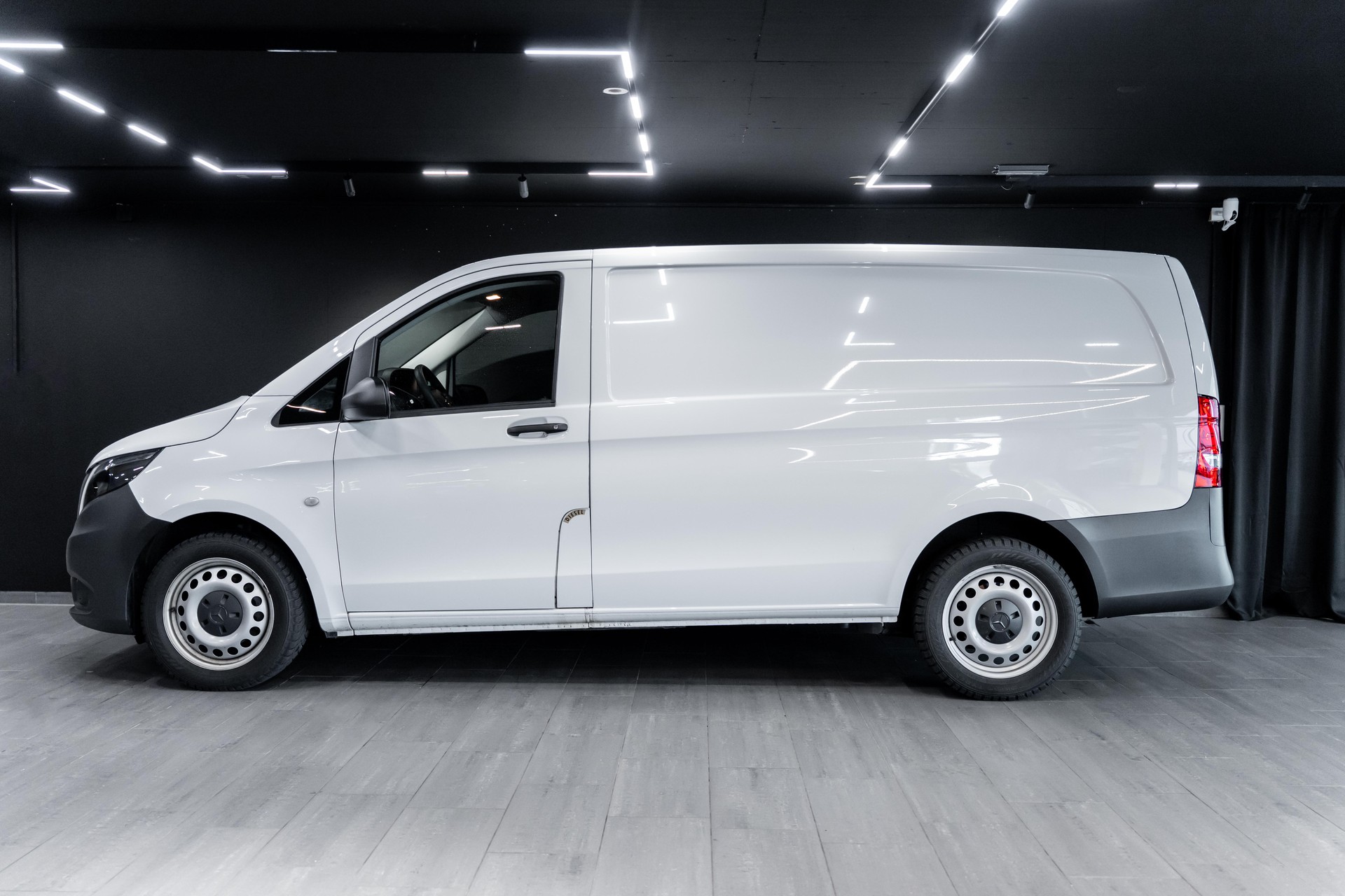 MERCEDES-BENZ Vito 116 CDI Lang 9G-Tronic Base / CH Auto / Gratis Service / Super Ausstattung-image-4