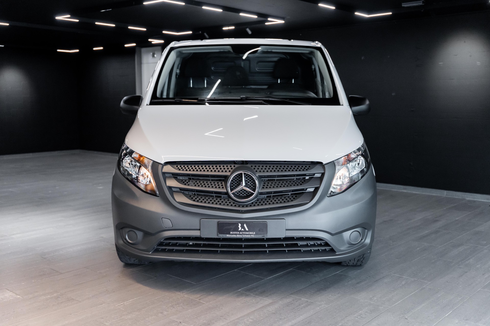 MERCEDES-BENZ Vito 116 CDI Lang 9G-Tronic Base / CH Auto / Gratis Service / Super Ausstattung-image-2