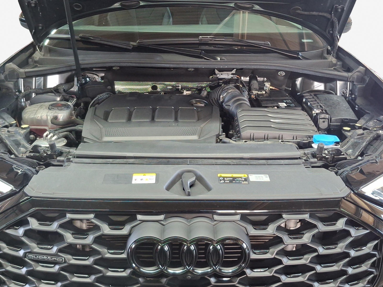 AUDI Q3 Sportback 40 TDI S line quattro S-tronic-image-15