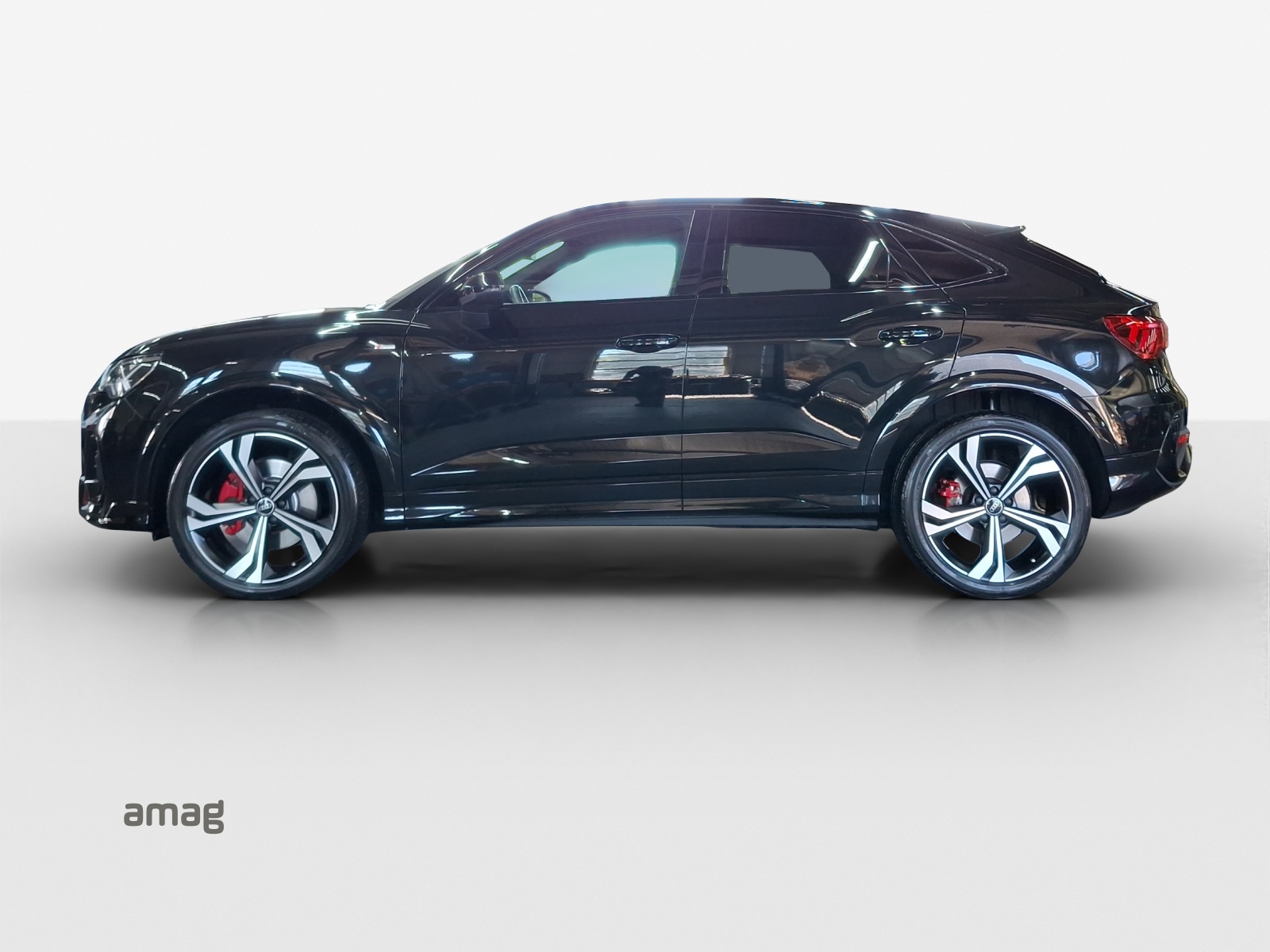 AUDI Q3 Sportback 40 TDI S line quattro S-tronic-image-1