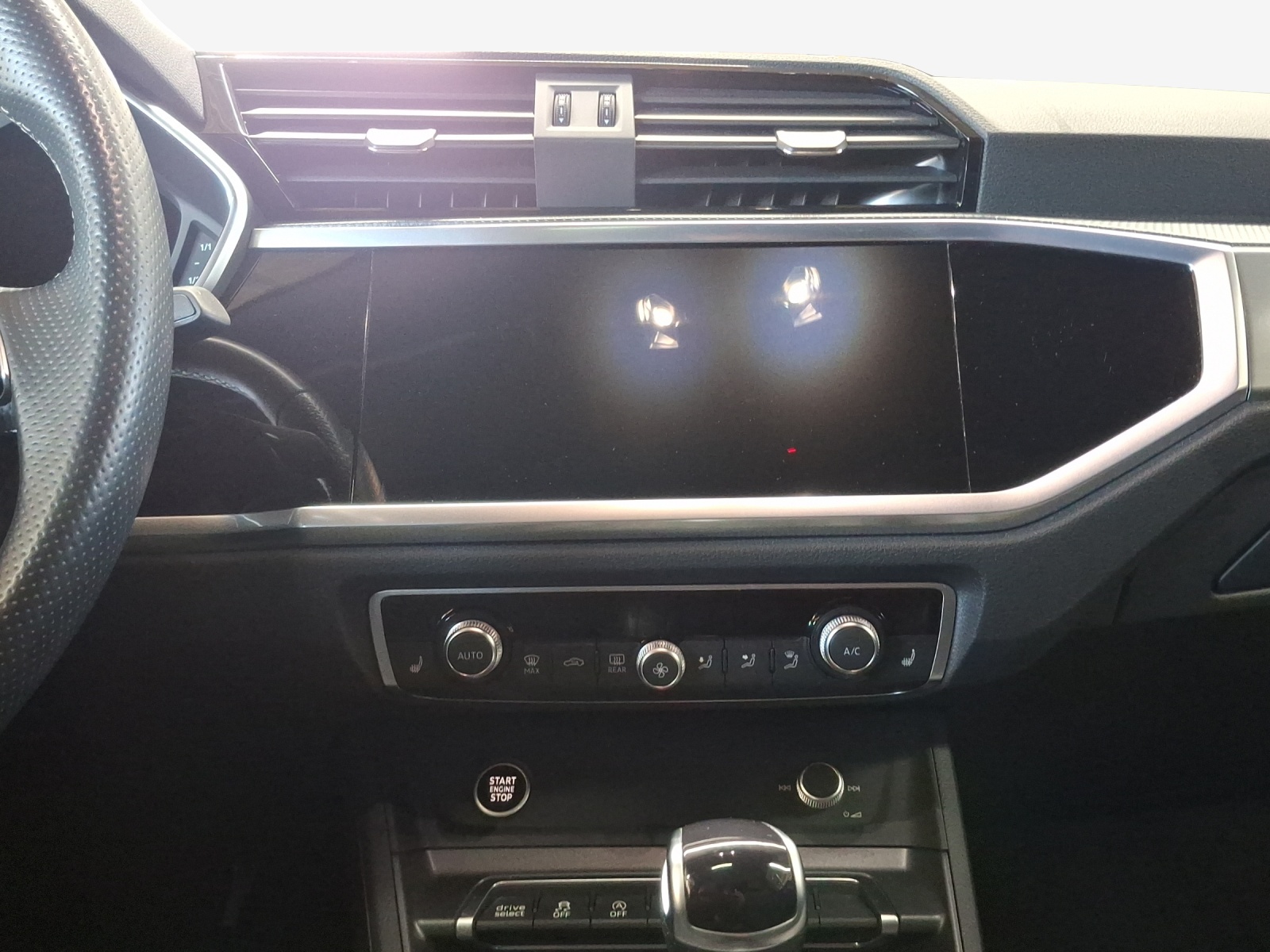 AUDI Q3 Sportback 40 TDI S line quattro S-tronic-image-10