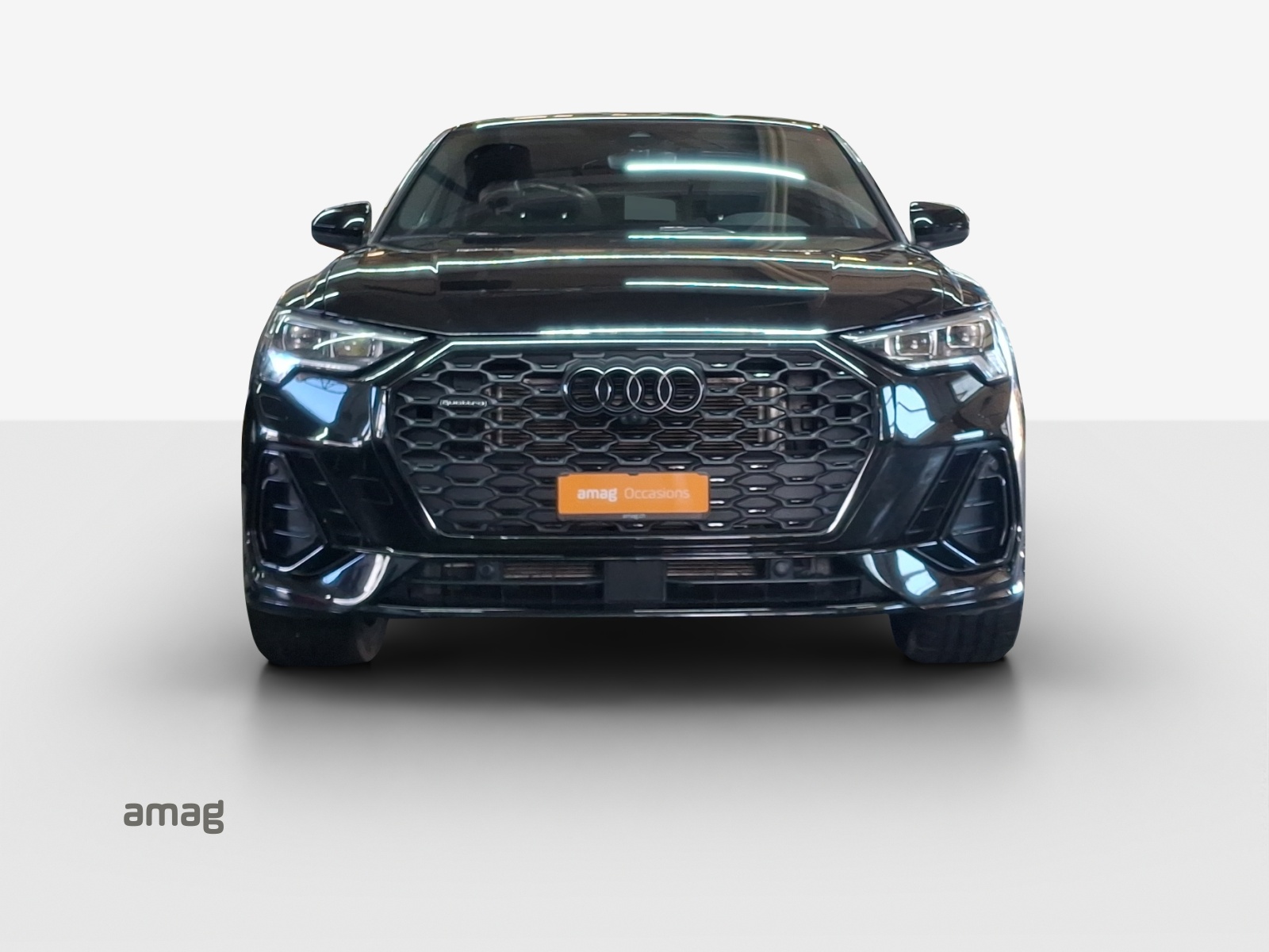 AUDI Q3 Sportback 40 TDI S line quattro S-tronic-image-6