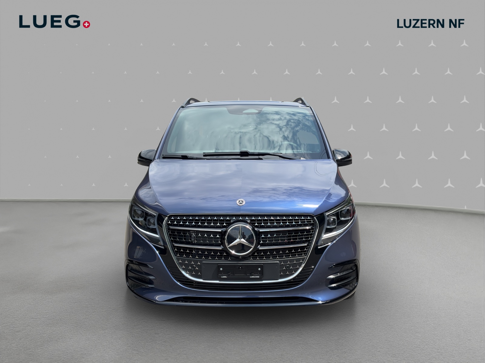 MERCEDES-BENZ V 300 d lang 4Matic Swiss Edition 9G-Tronic-image-5
