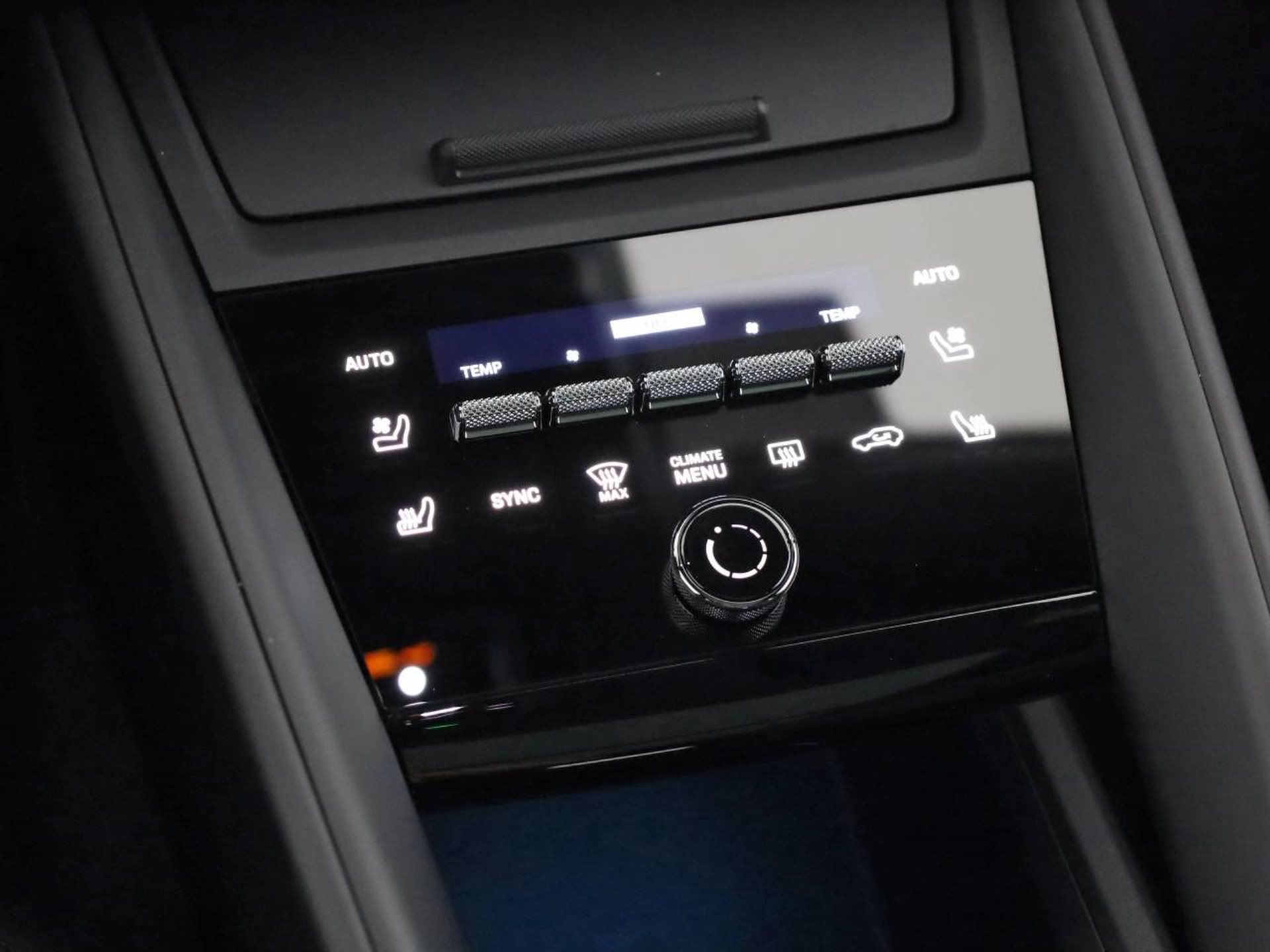 PORSCHE Macan 4S-image-18