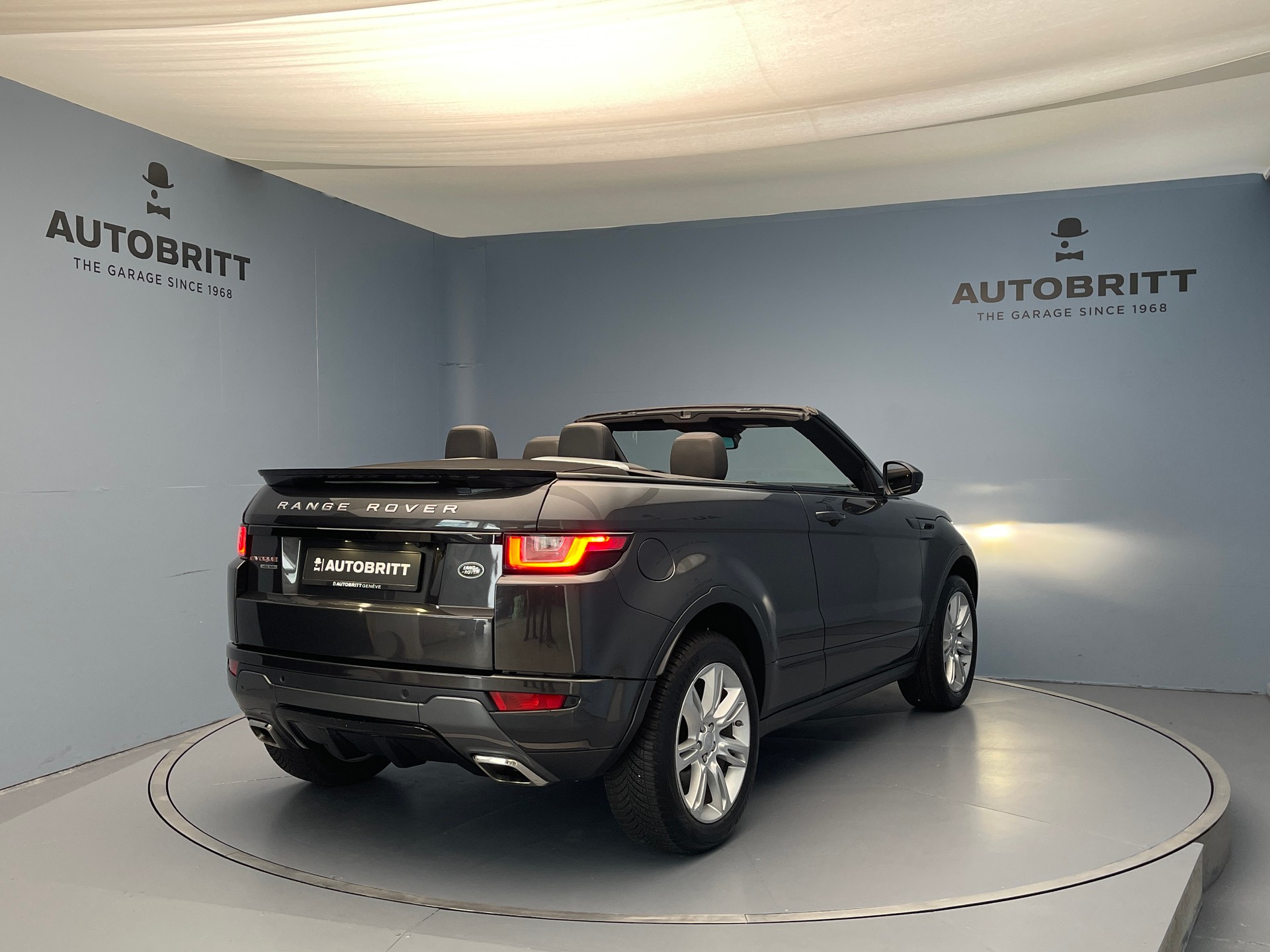 LAND ROVER Range Rover Evoque Convertible 2.0 Si4 HSE Dynamic-image-5
