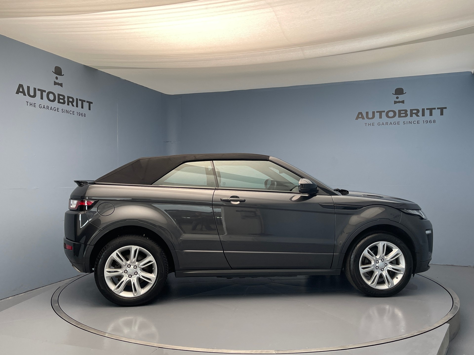 LAND ROVER Range Rover Evoque Convertible 2.0 Si4 HSE Dynamic-image-4