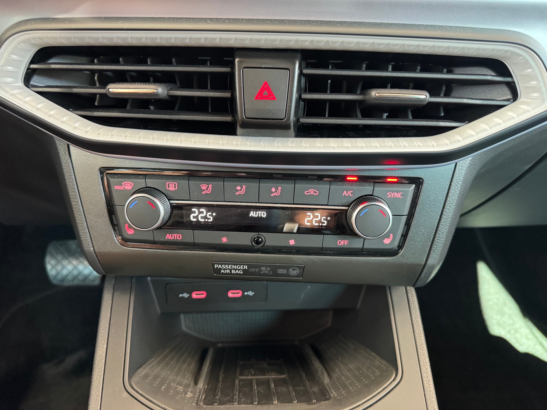 SEAT Ibiza 1.0 EcoTSI FR-Line DSG-image-17