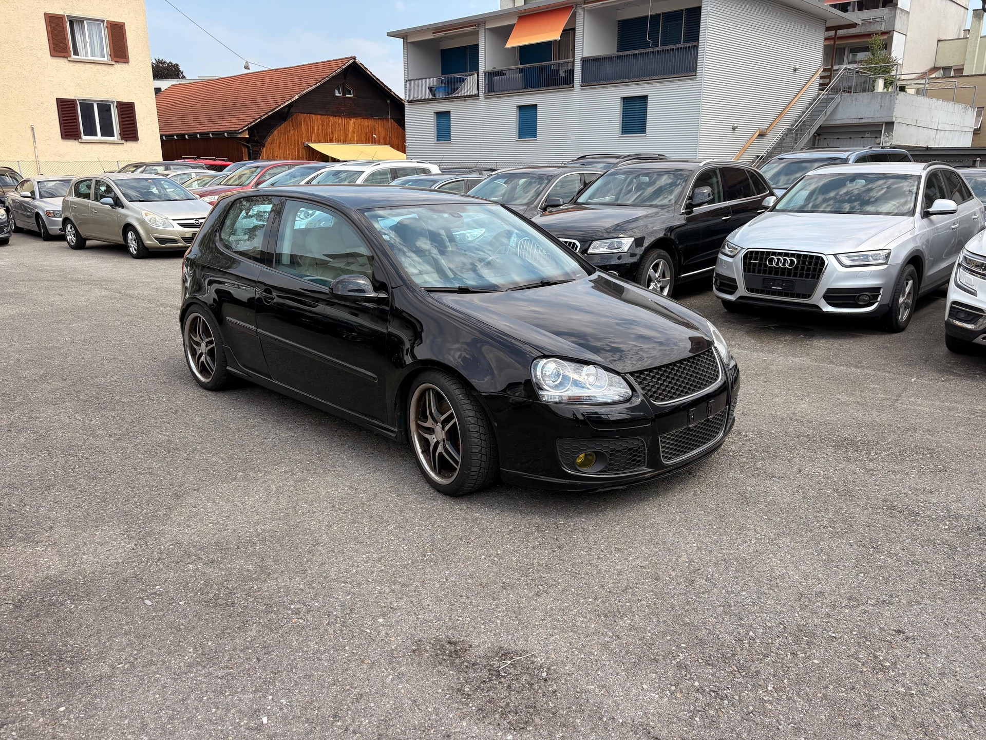 VW Golf 2.0 TFSI GTI-image-1
