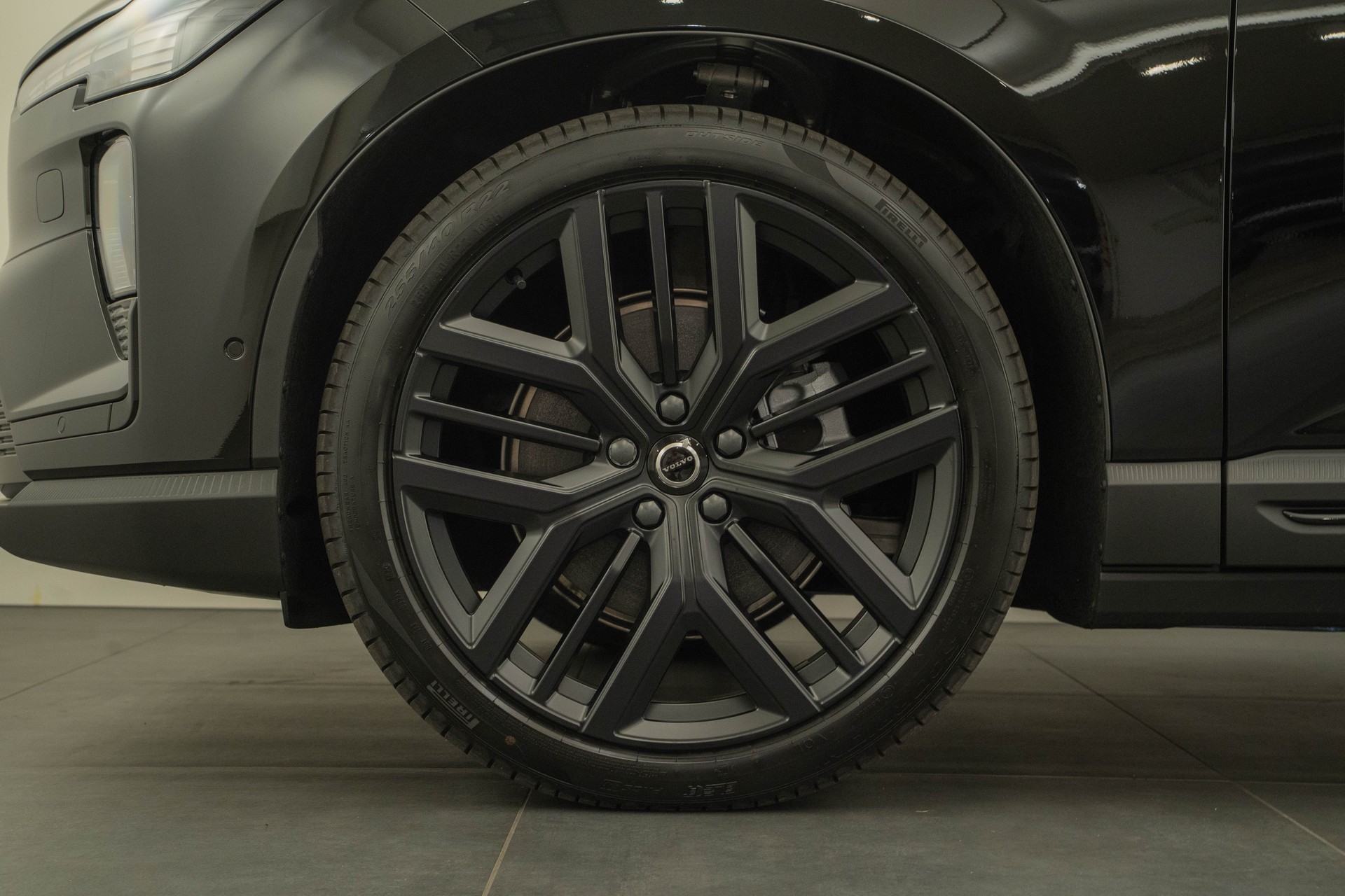 VOLVO EX60 Twin Ultra AWD-image-15