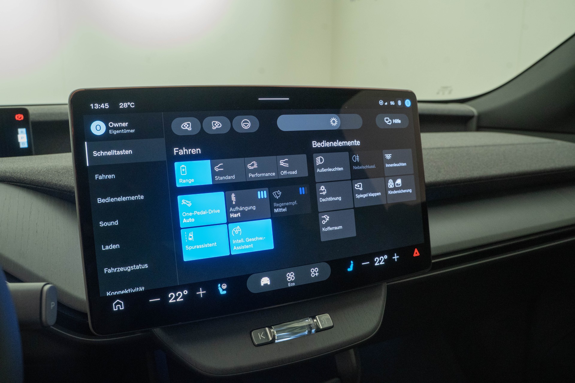 VOLVO EX60 Twin Ultra AWD-image-11