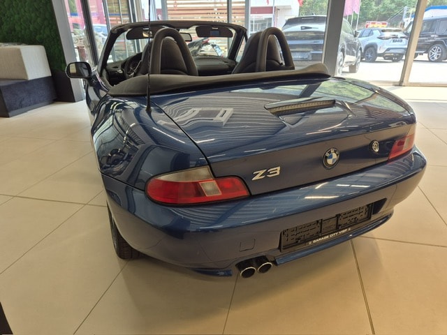 BMW Z3 3.0i Roadster-image-2
