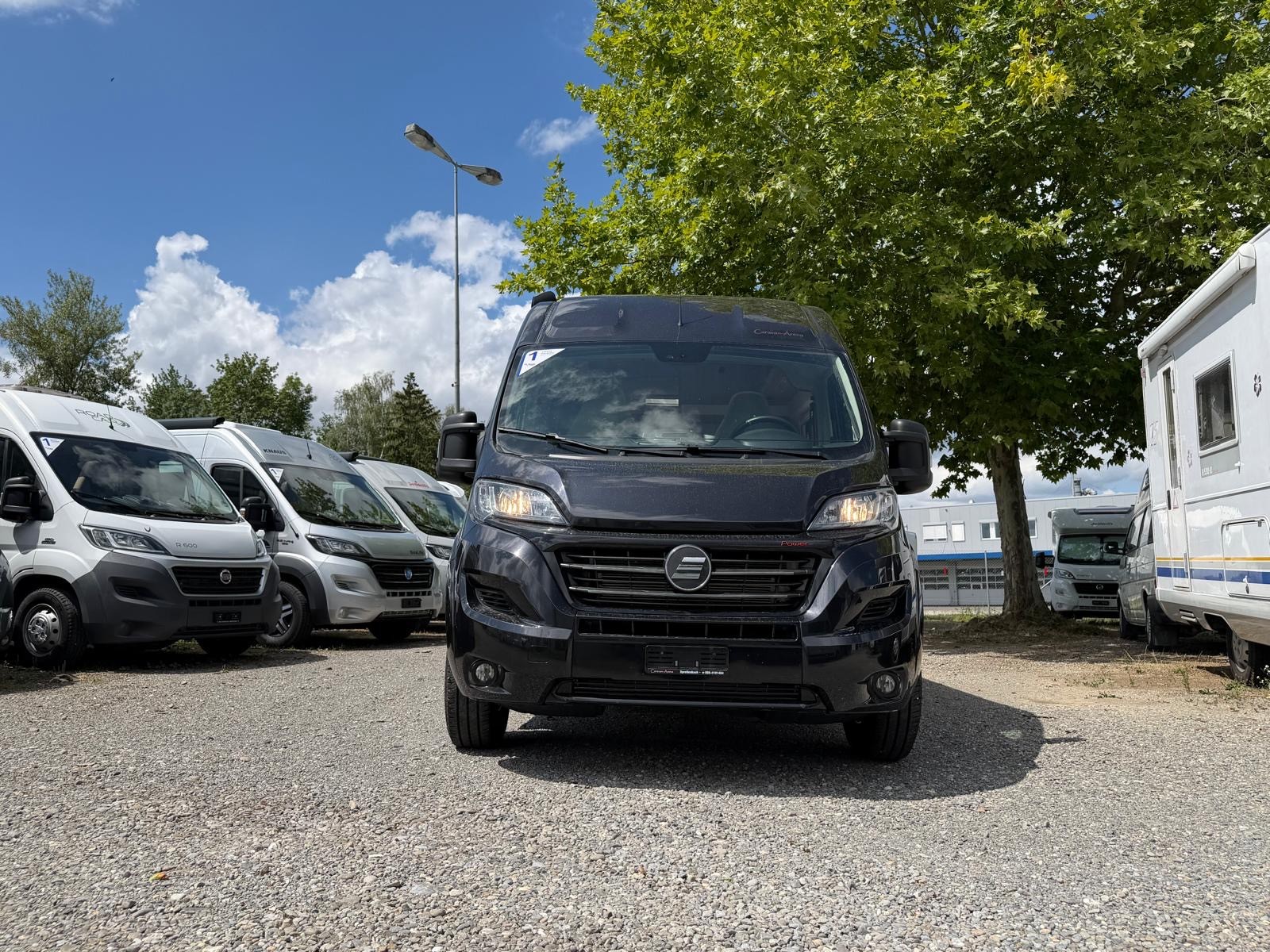 FIAT 2.3JTD 160PS *** HYMER YELLOWSTONE 640 ***9 GANG STUFENLOS***LÄNGSBETT***TOP-ANGEBOT***-image-0