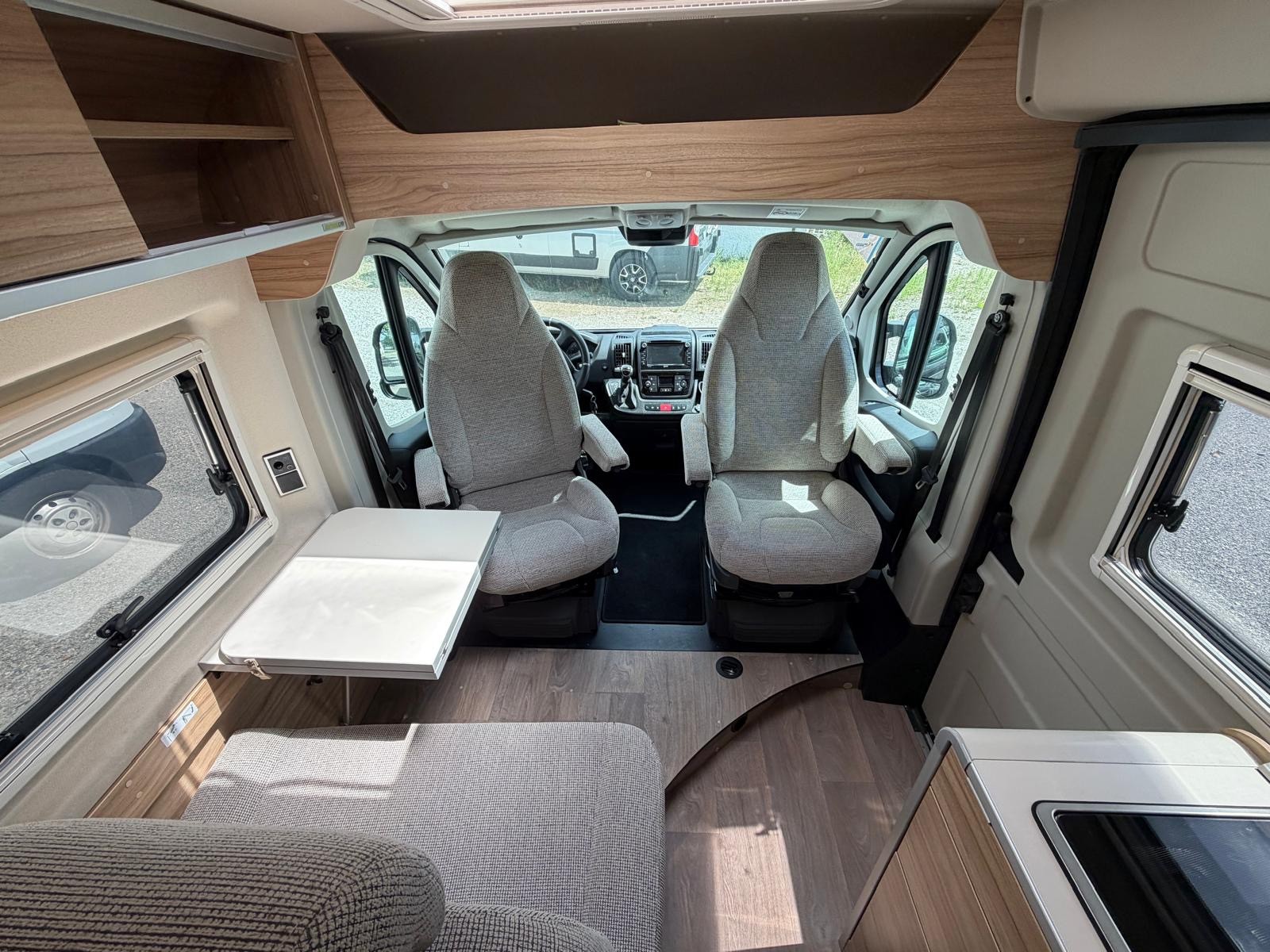 FIAT 2.3JTD 160PS *** HYMER YELLOWSTONE 640 ***9 GANG STUFENLOS***LÄNGSBETT***TOP-ANGEBOT***-image-15